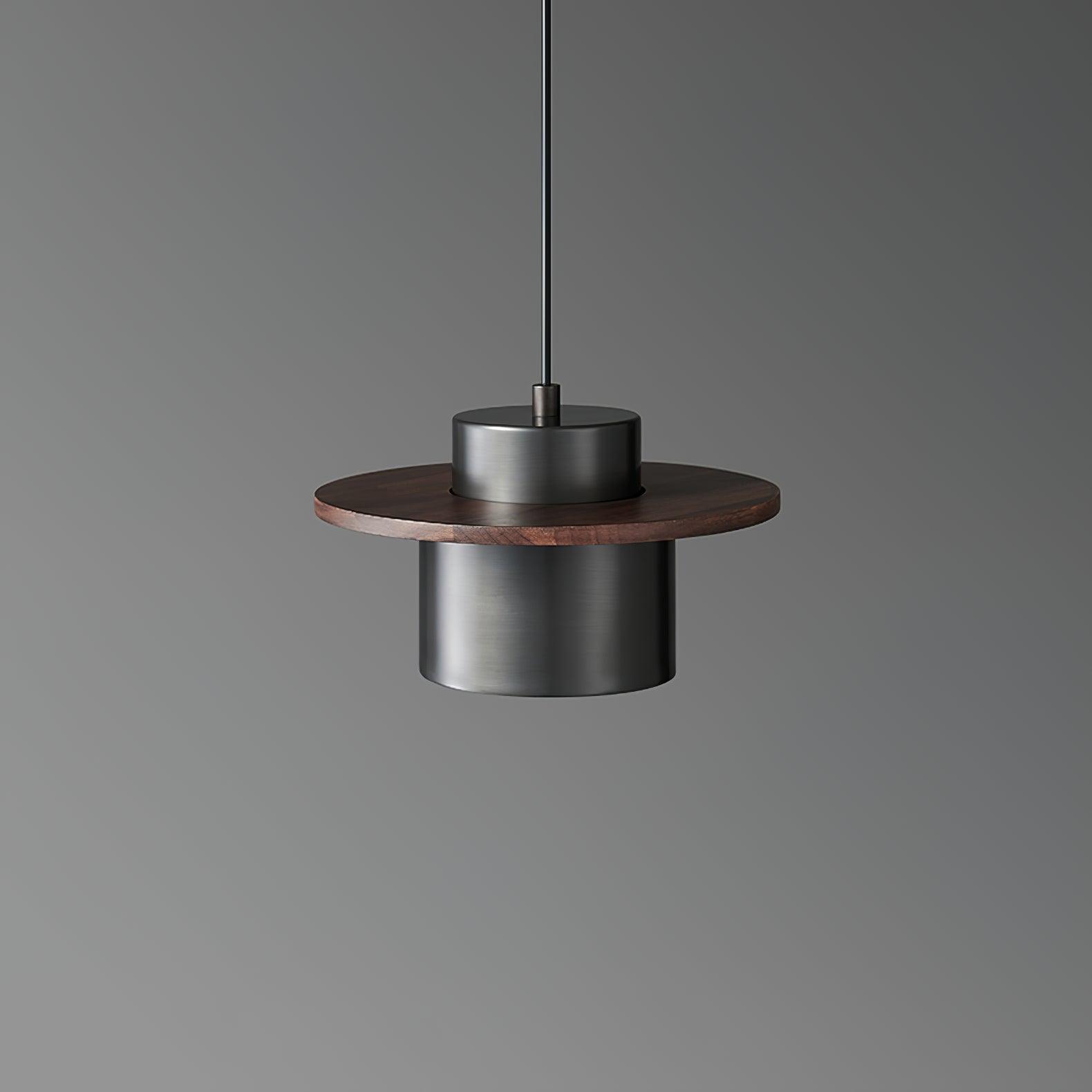 Auririra Industrial Brass Pendant Light