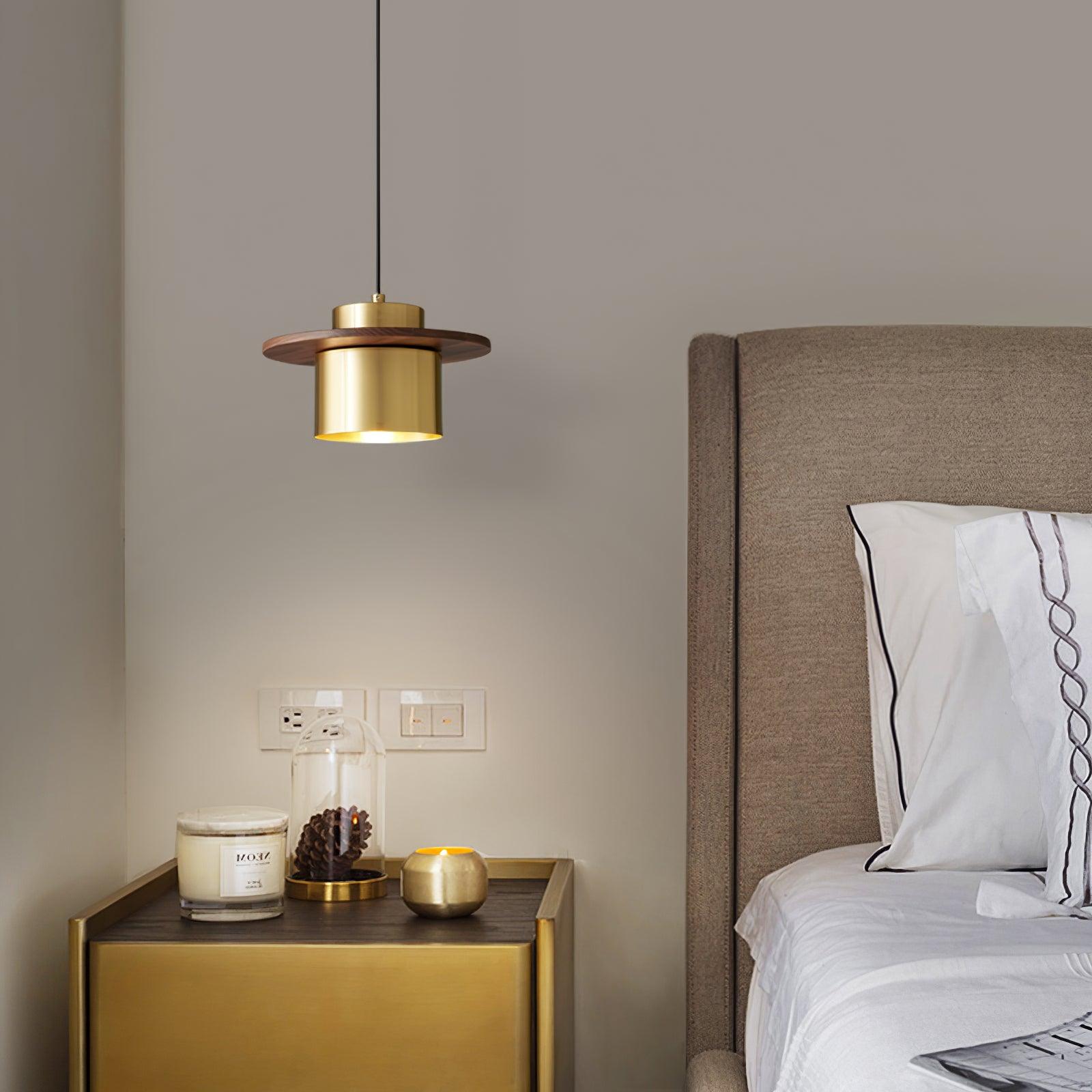 Auririra Industrial Brass Pendant Light