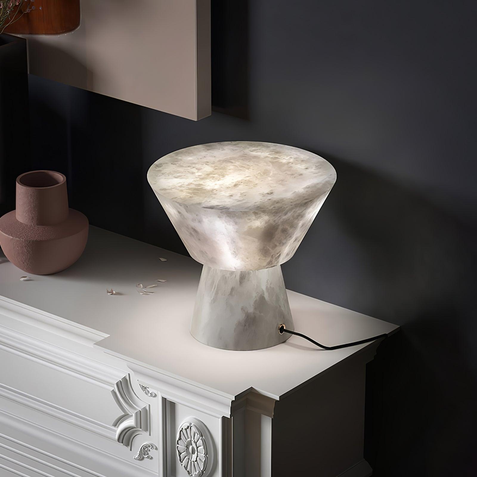 Ane Pedestal Alabaster Table Lamp