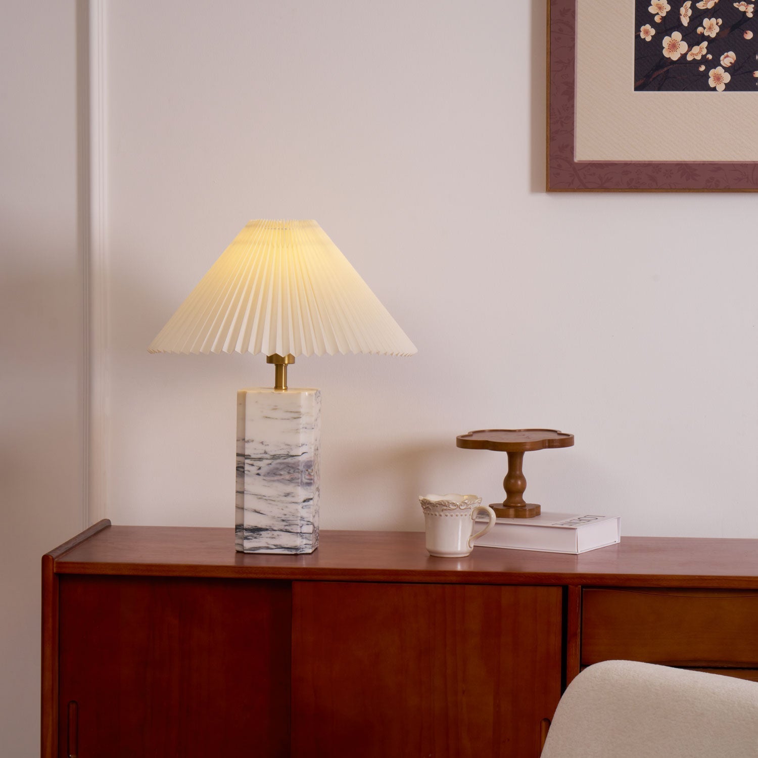Selaleria Modern Table Lamp