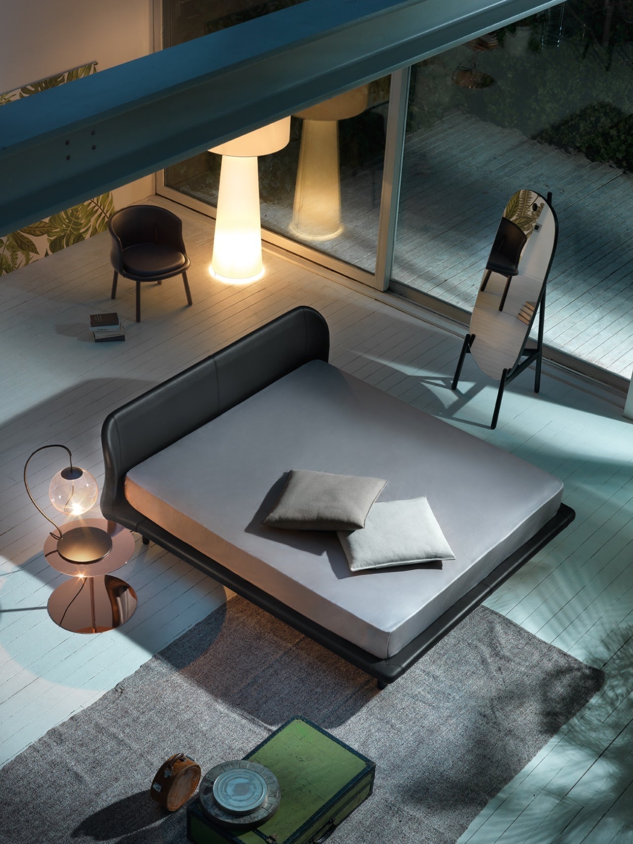 Viraalella Floor Light