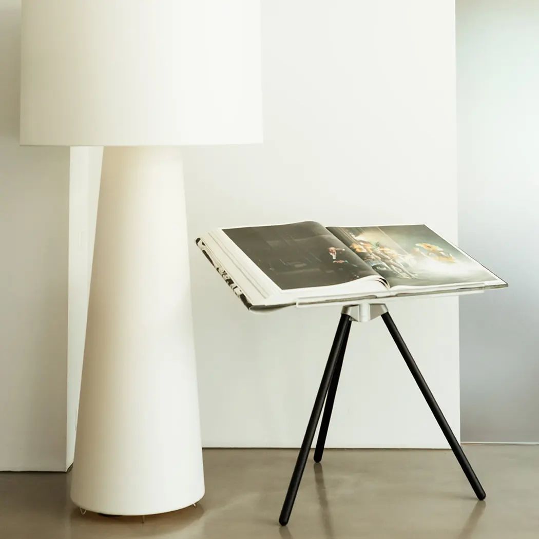 Viraalella Floor Light