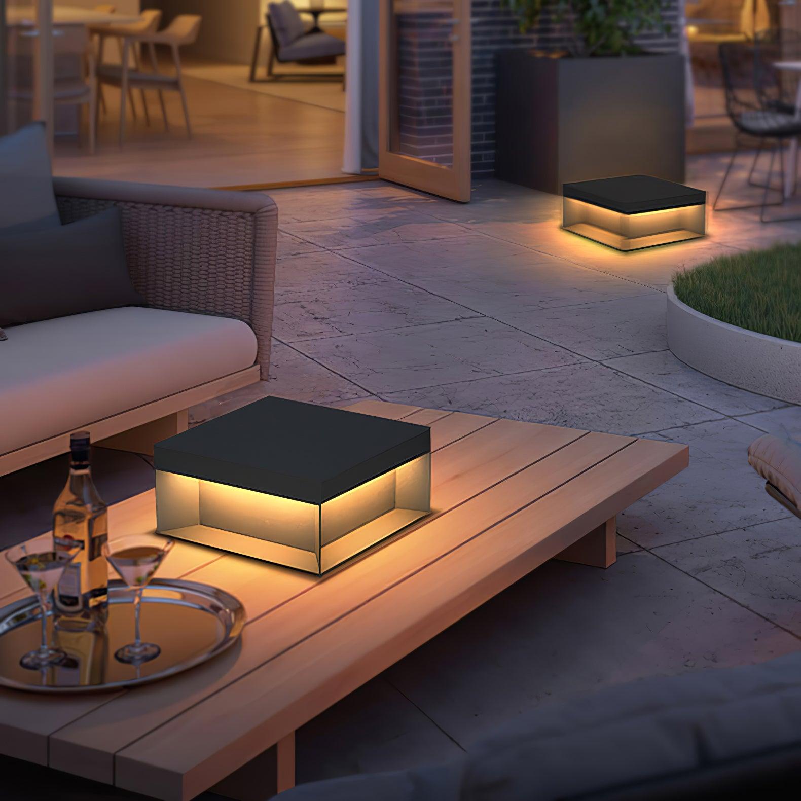 Mirisise Outdoor Light