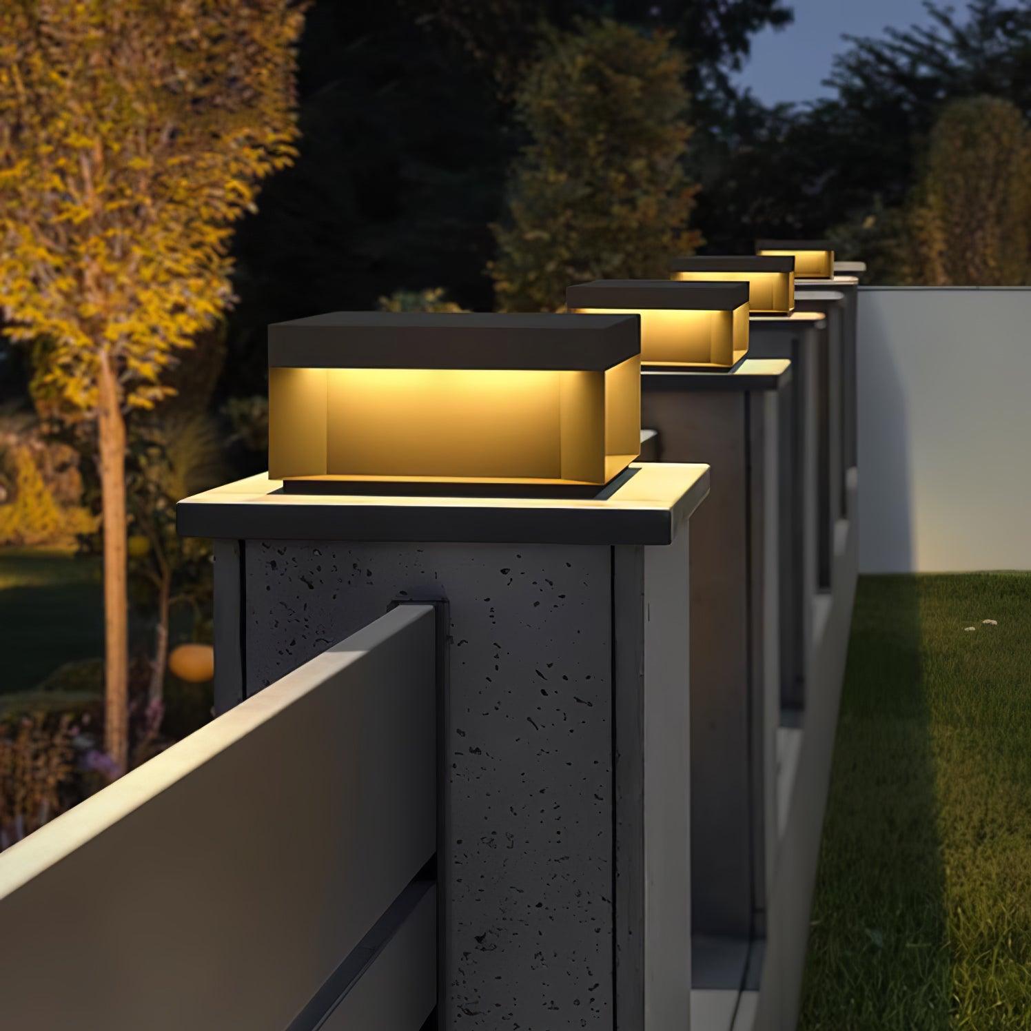 Mirisise Outdoor Light