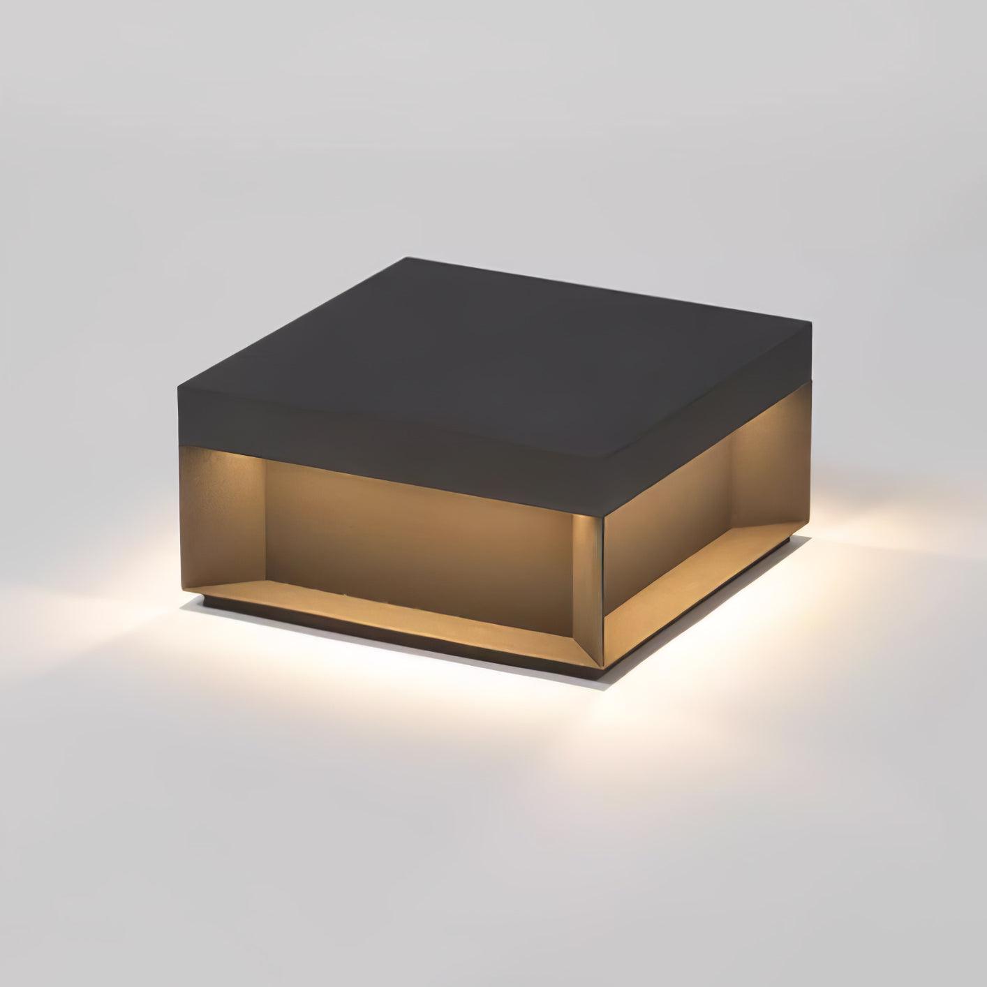 Polly Modern Outdoor Light
