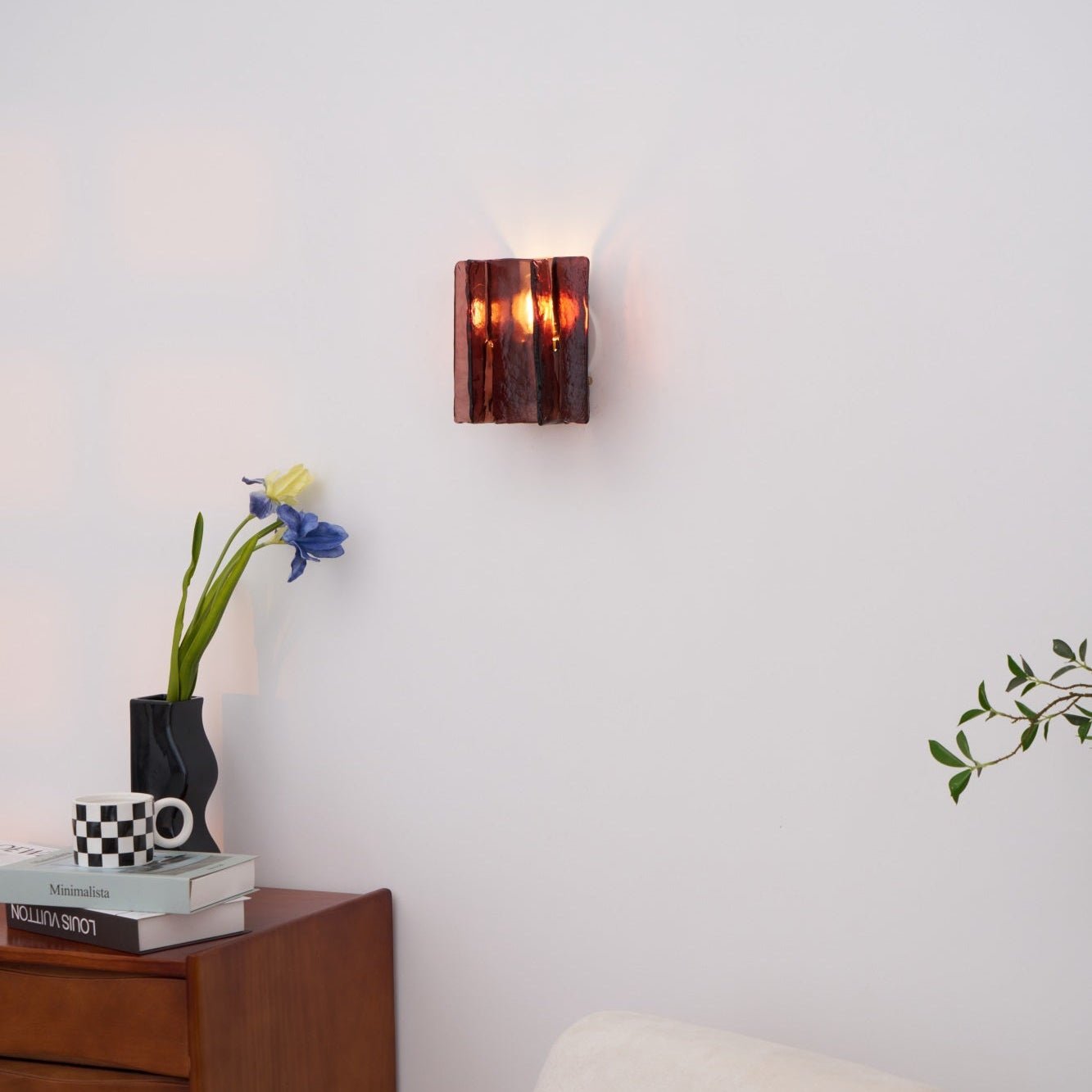 Erove Glass Artistic Wall Lamp