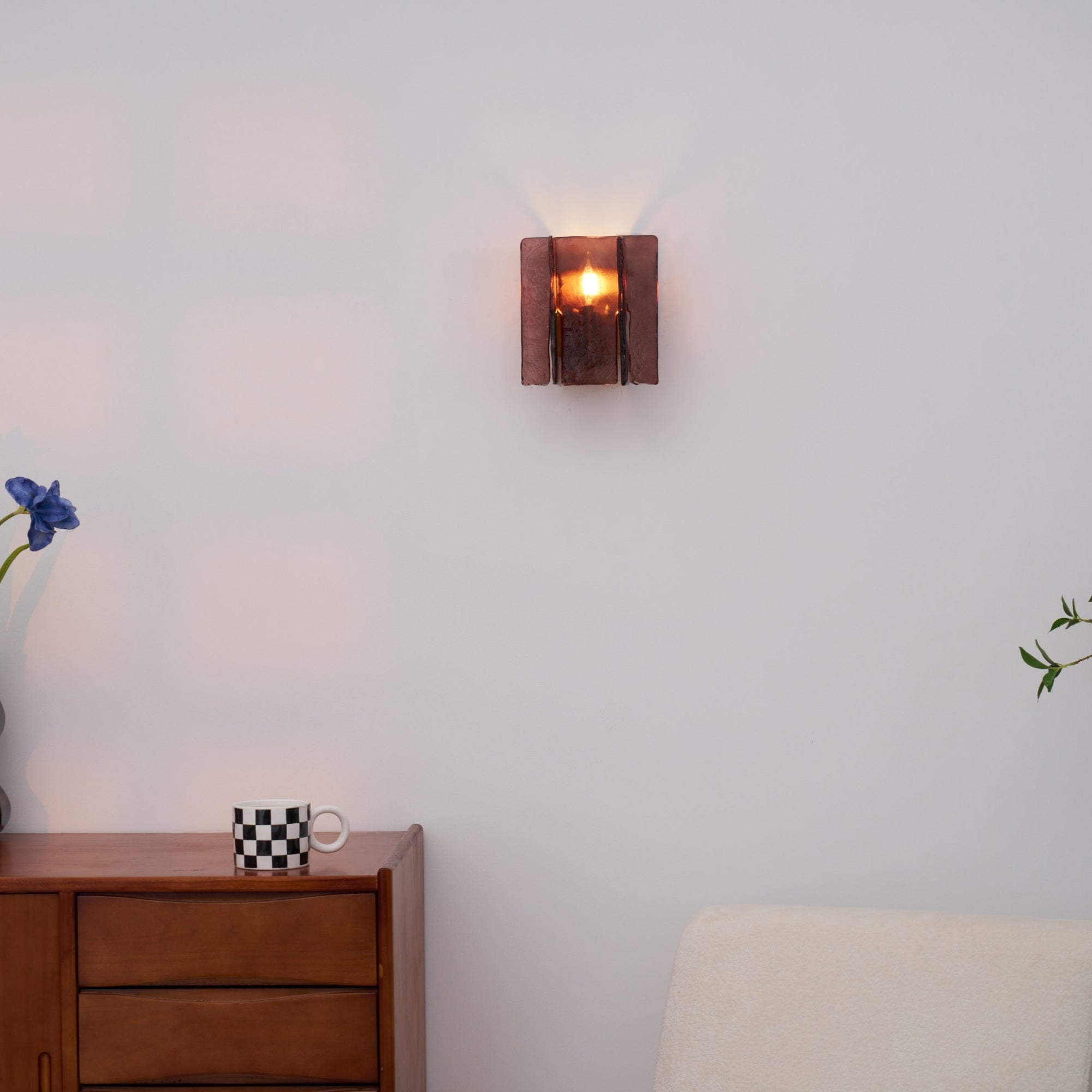 Erove Glass Artistic Wall Lamp