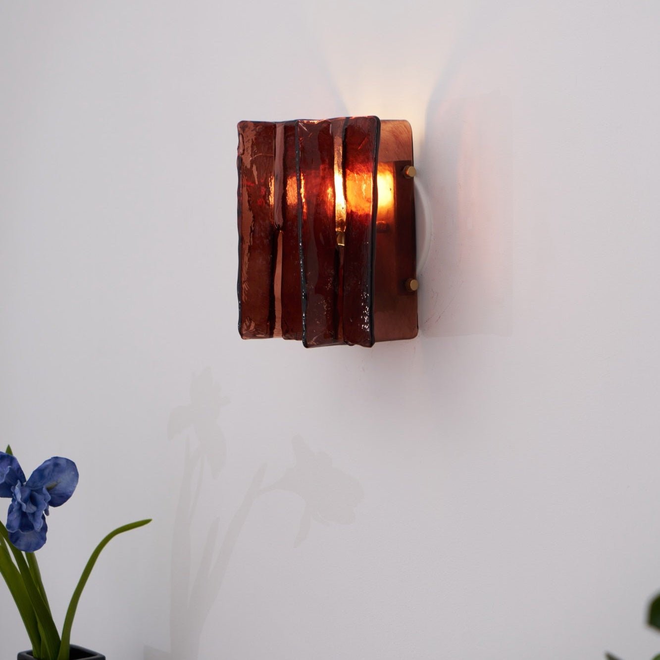 Erove Glass Artistic Wall Lamp