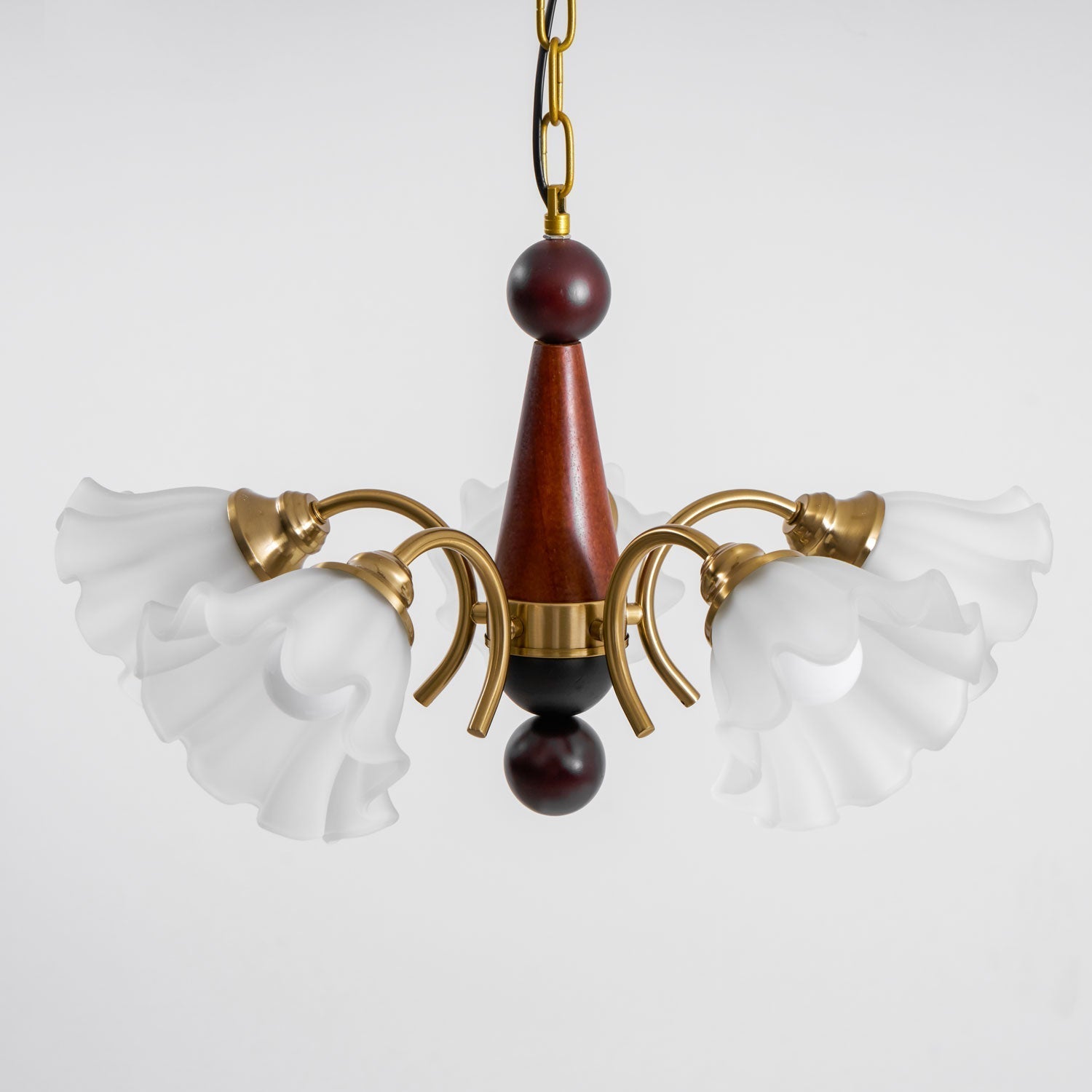 Ilvinan Traditional Elegance Wood Glass Chandelier