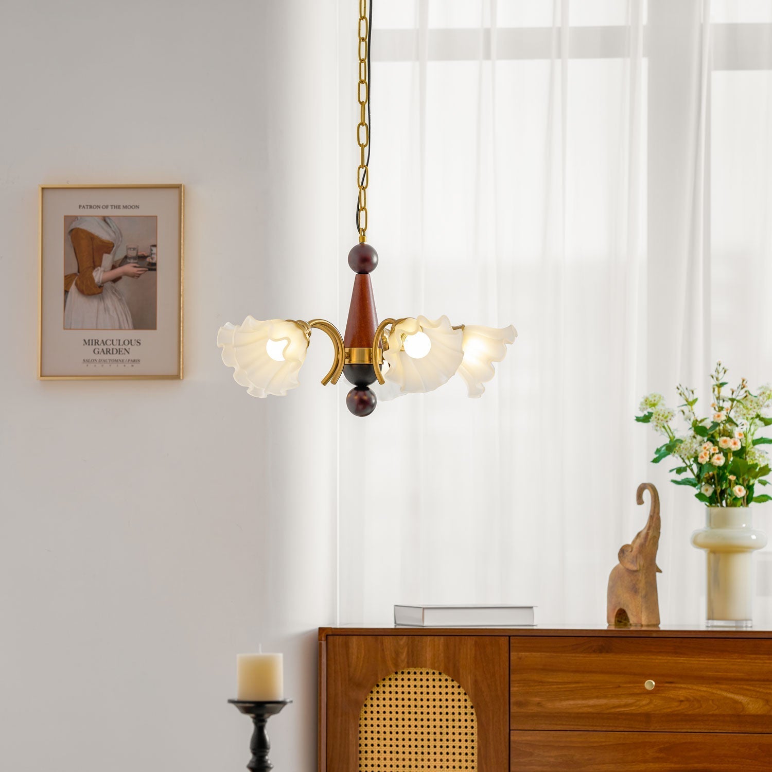 Ilvinan Traditional Elegance Wood Glass Chandelier
