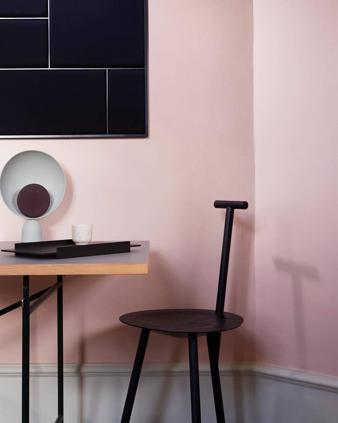 Prynd Modern Table Lamp