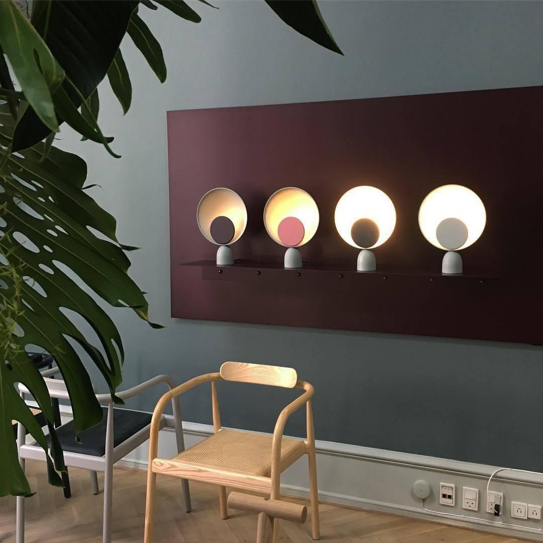 Prynd Modern Table Lamp