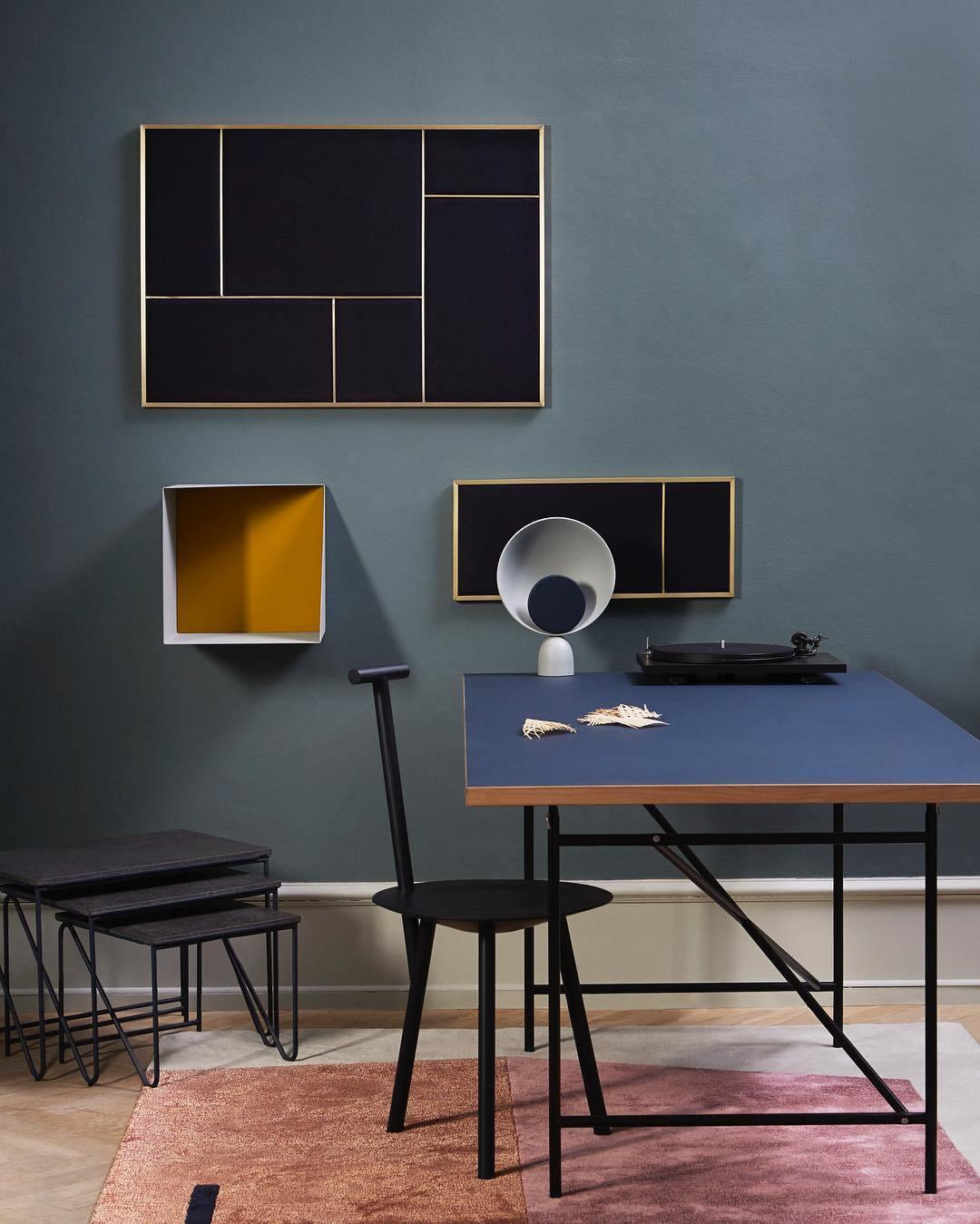 Prynd Modern Table Lamp