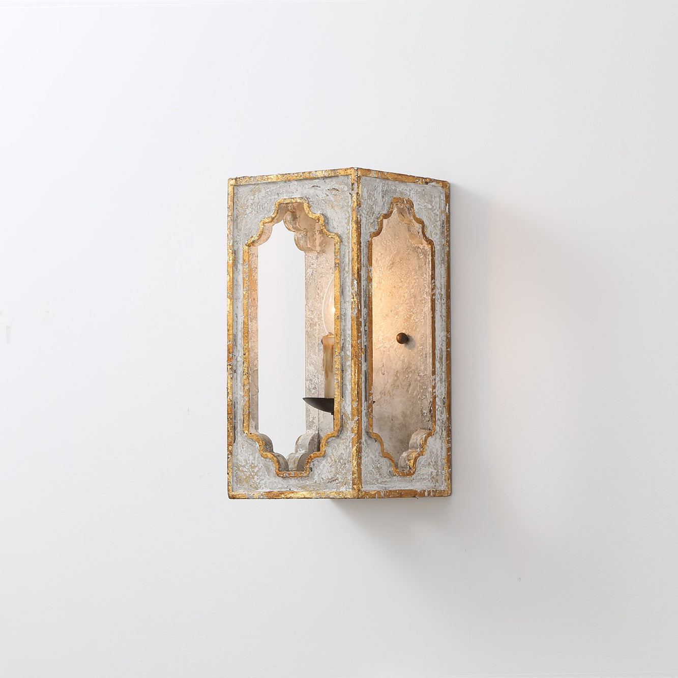 Orelararia Sconce