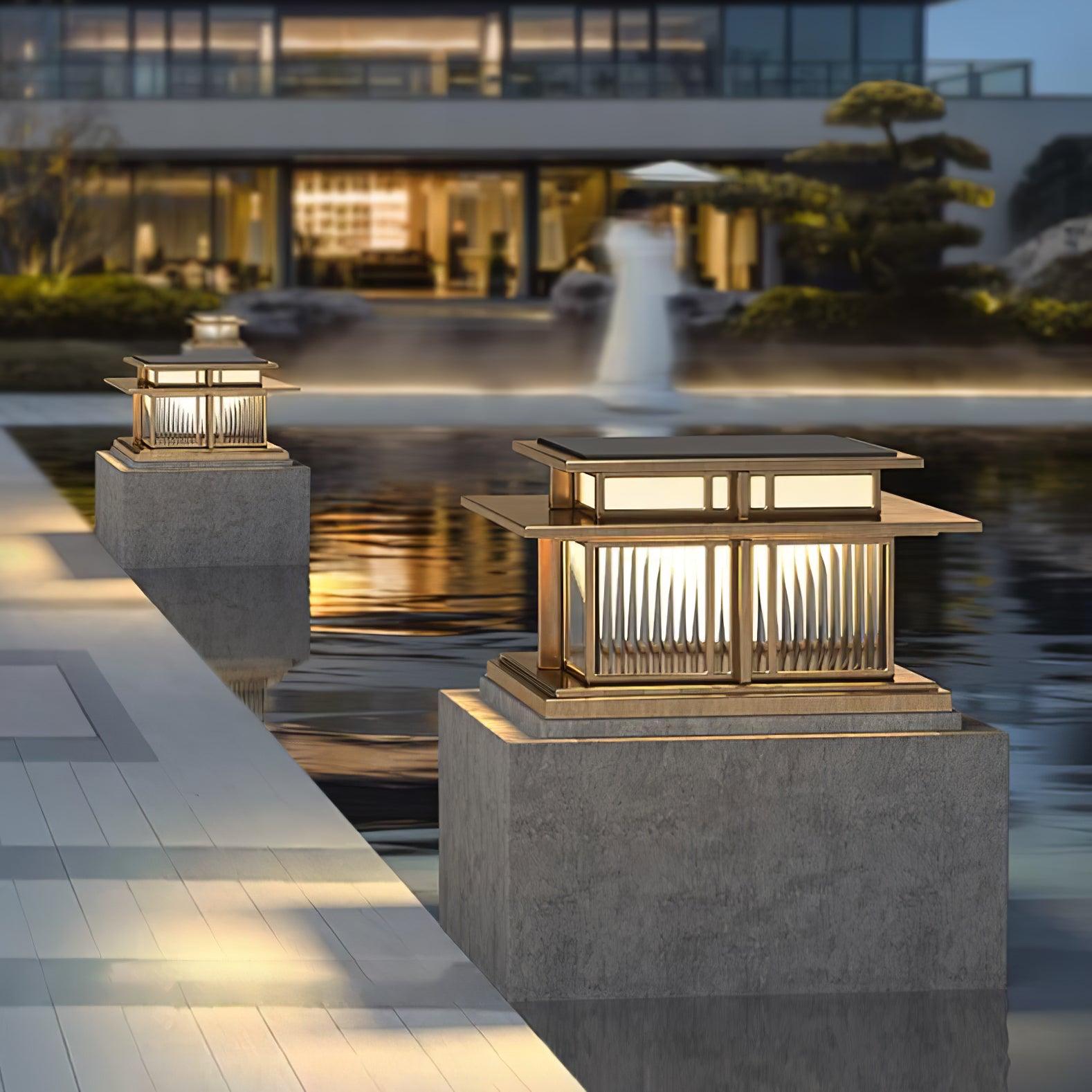 Onyx Acrylic Oriental Table Light