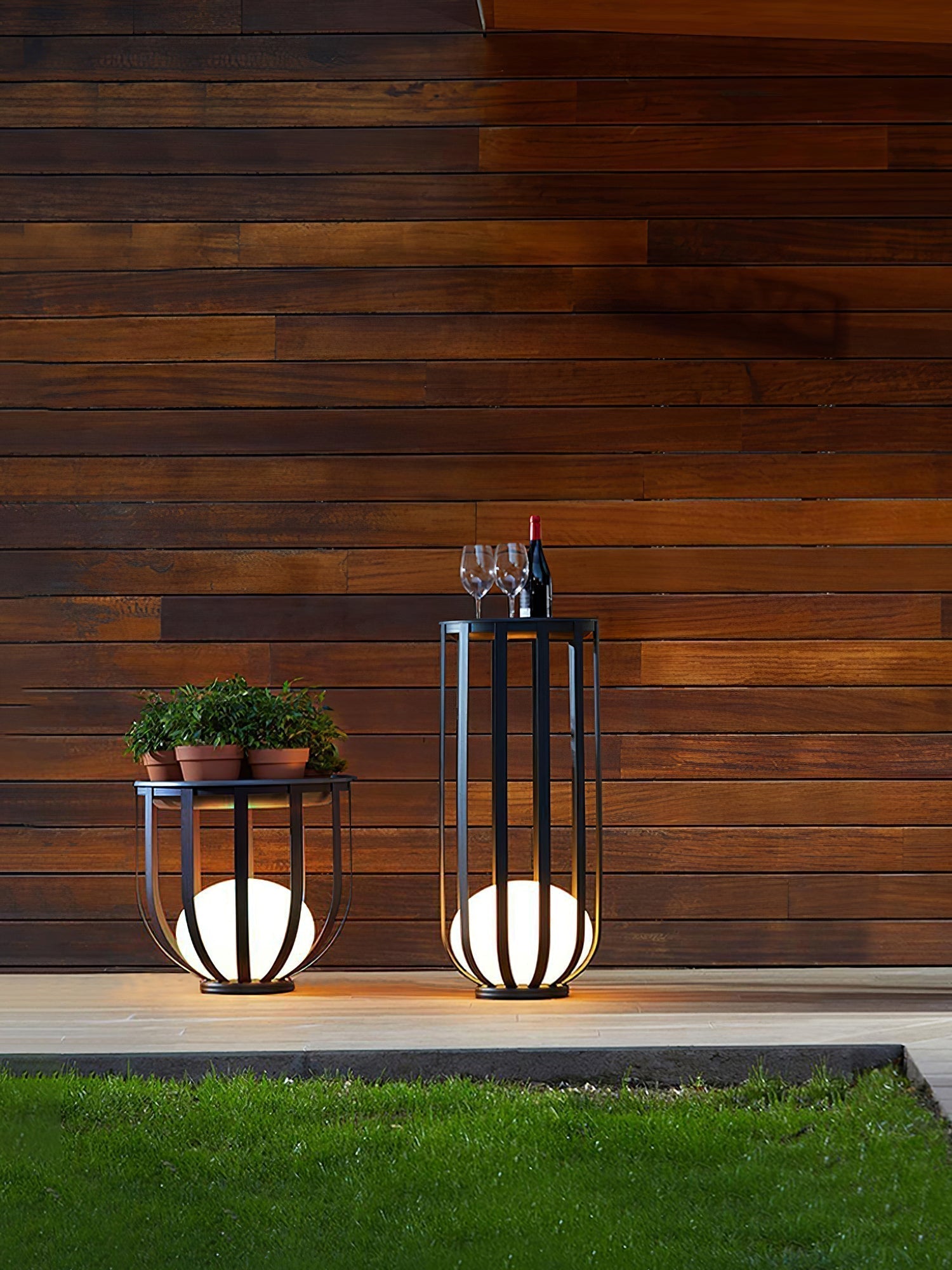 Matteo Outdoor Lamp