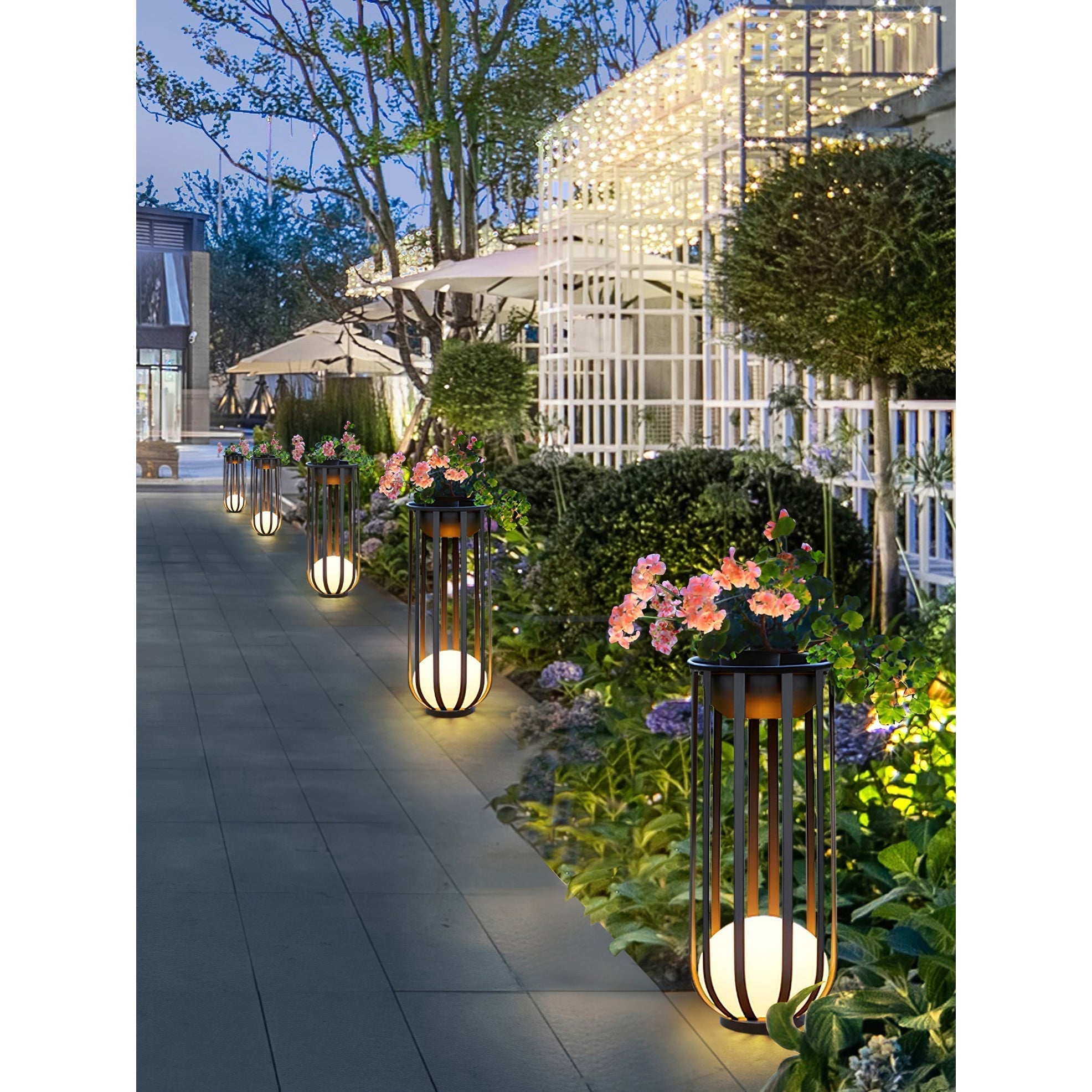 Matteo Outdoor Lamp