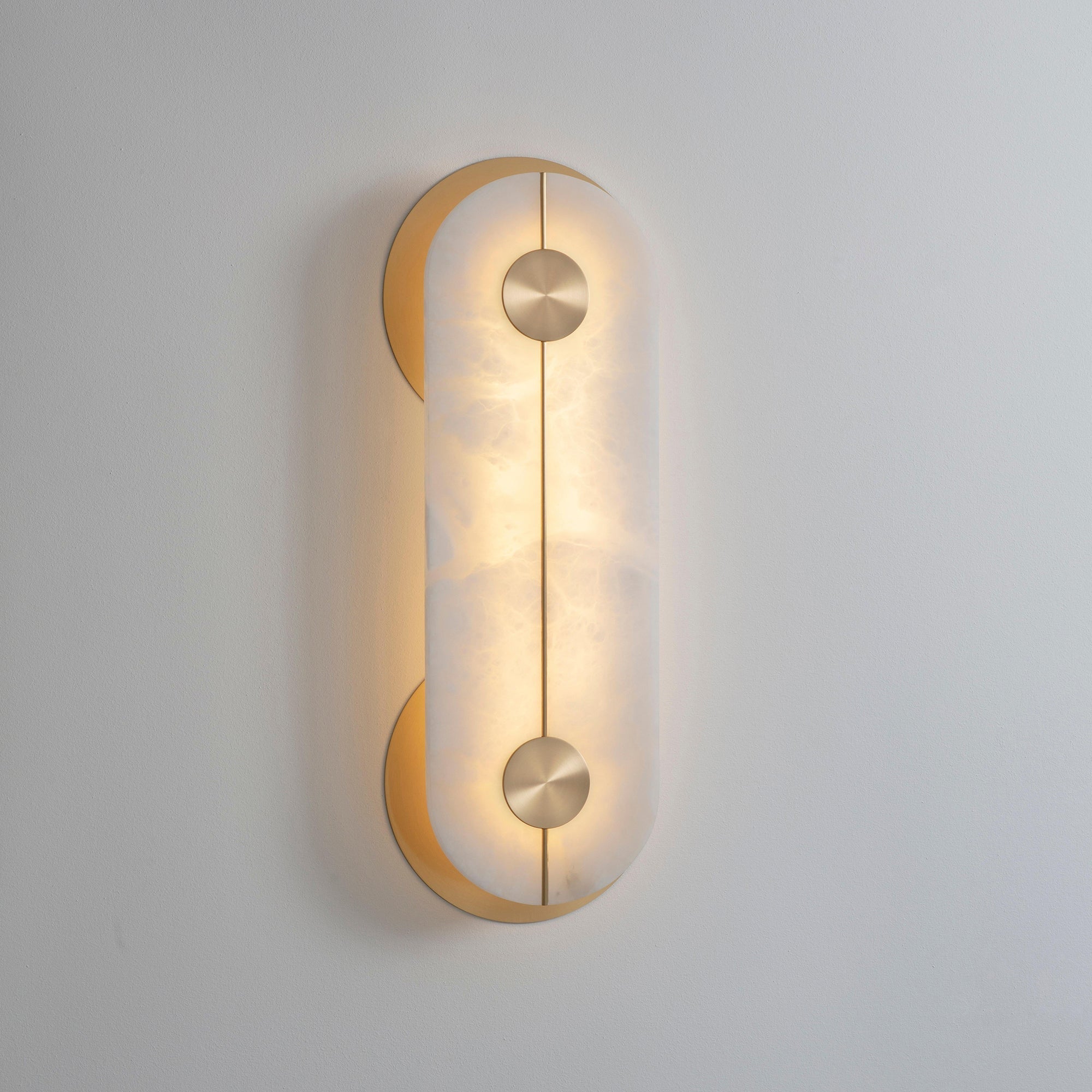 Lucasta Wall Lamp