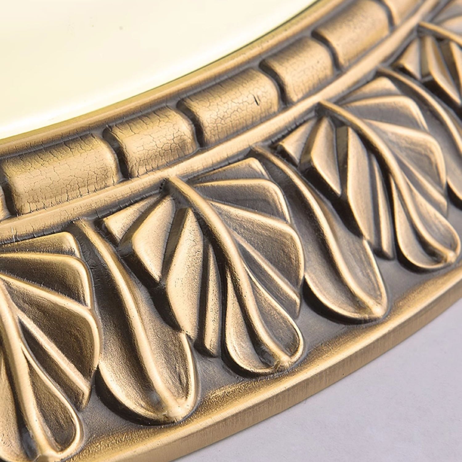 Veleora Ceiling Lamp