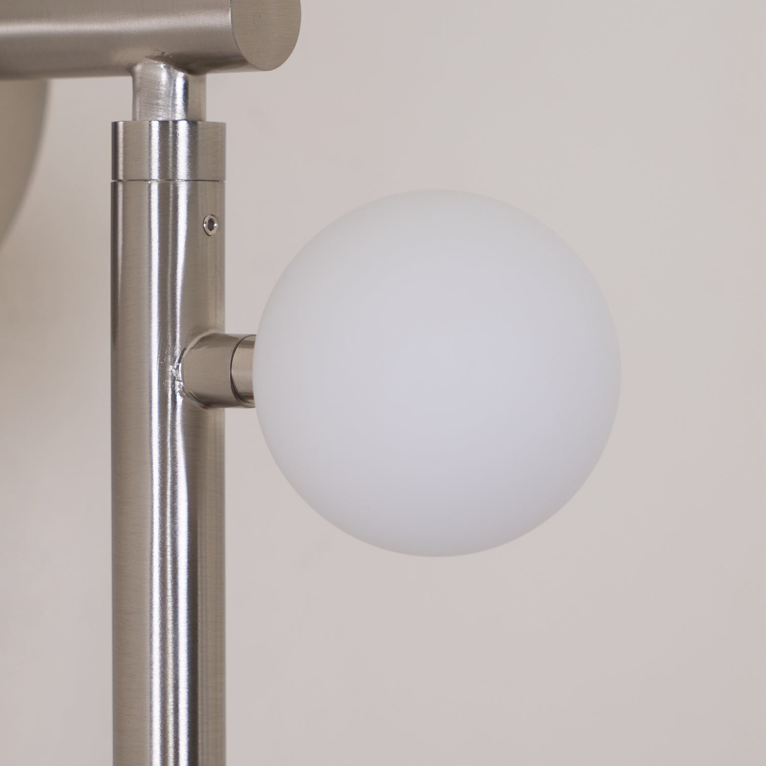 Pamela Tube Plug-in Brass Glass Wall Lamp