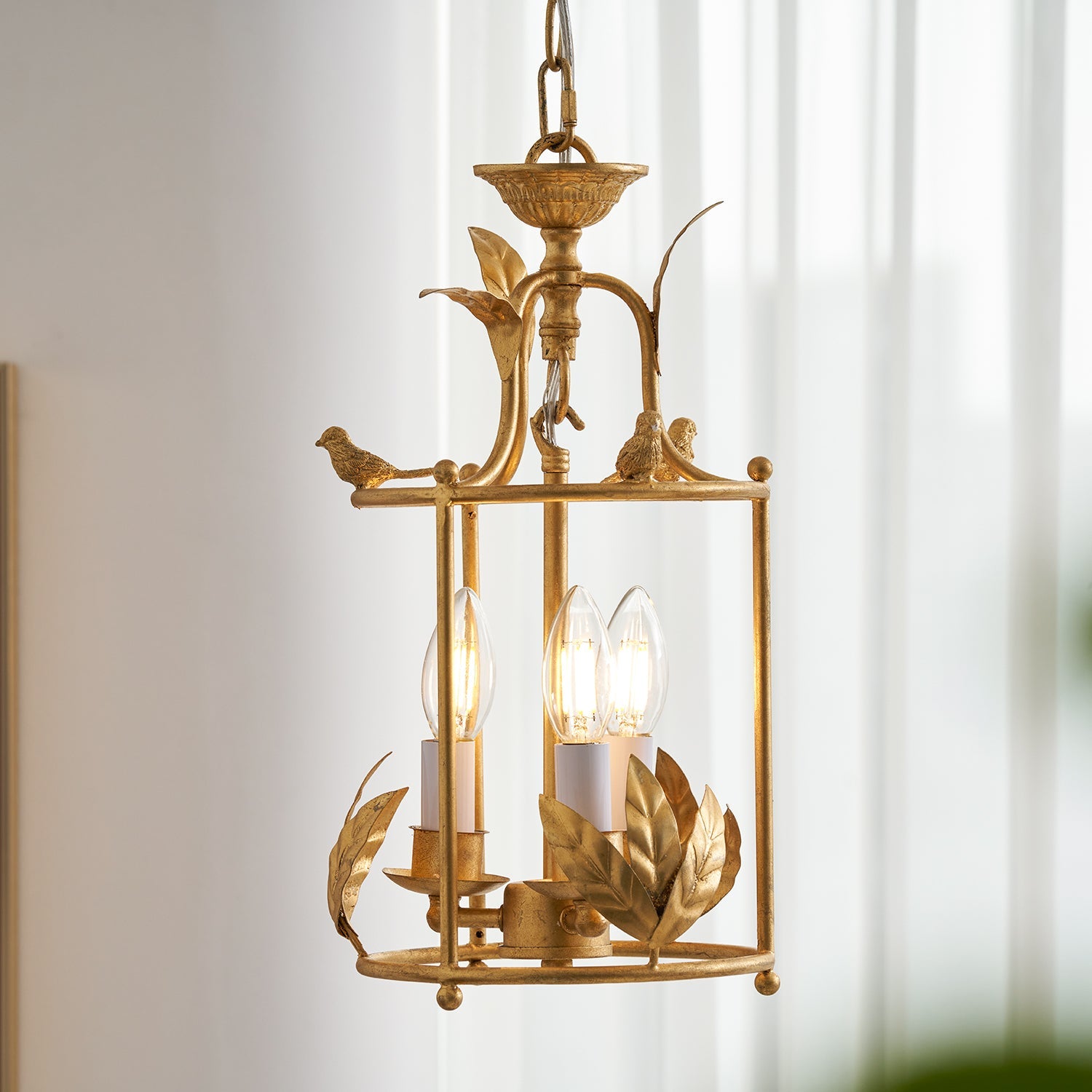 Fioraborne Lantern Pendant Light
