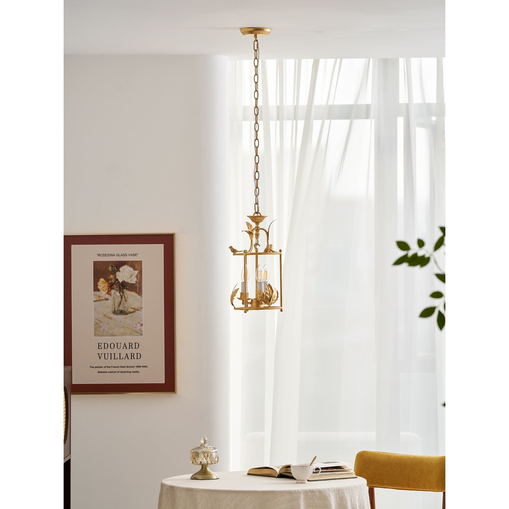 Fioraborne Lantern Pendant Light