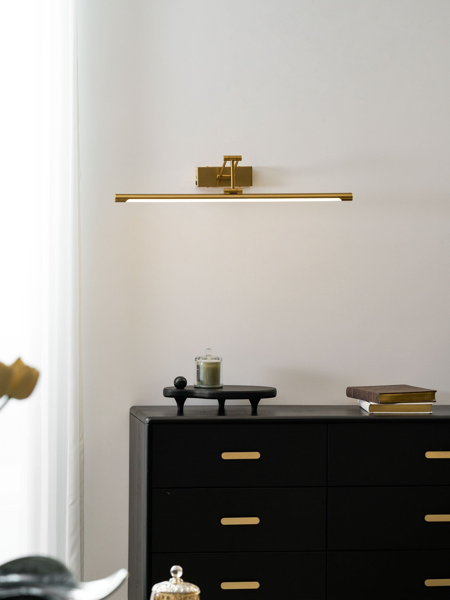 Westview Frame Rechargeable Indoor Wall Light
