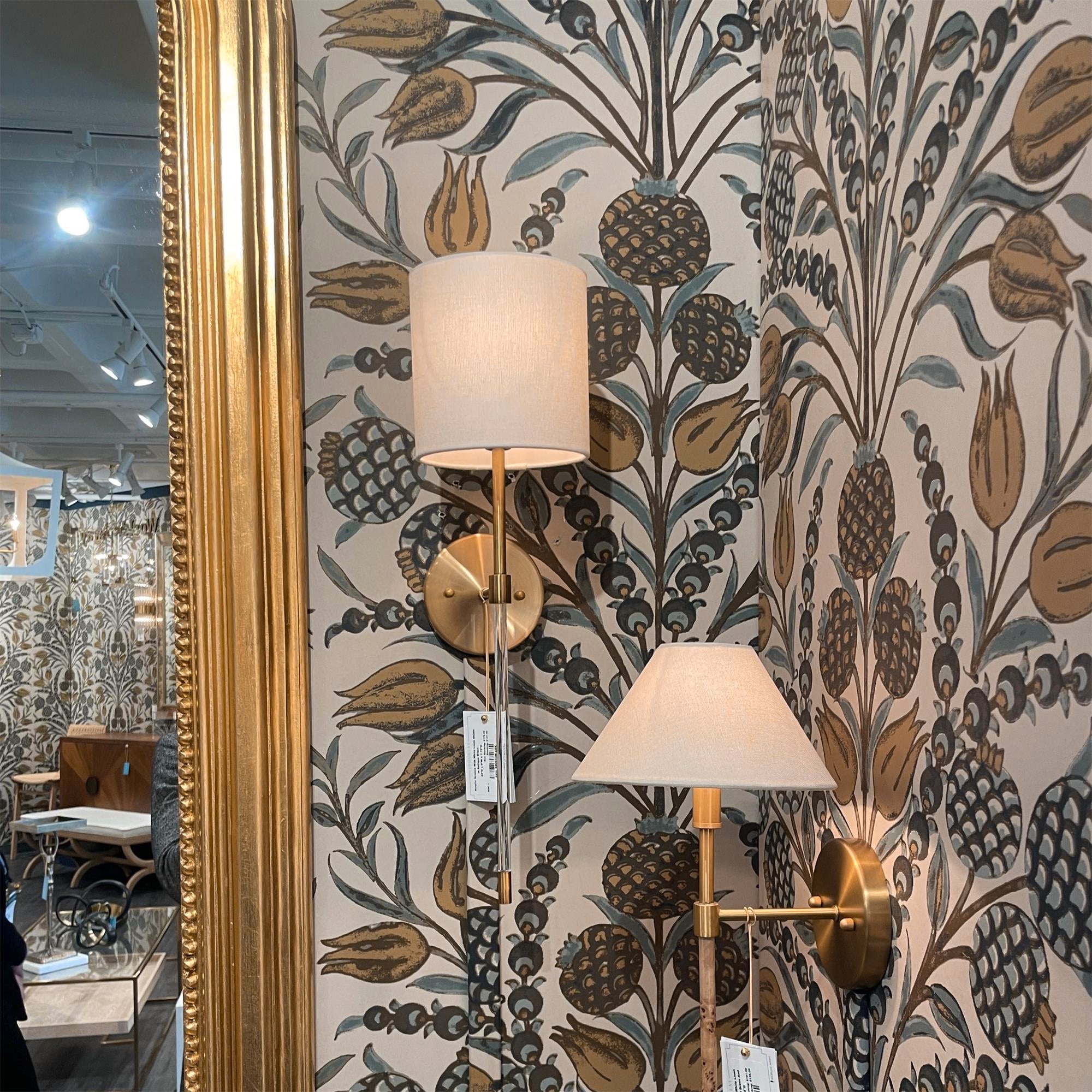 Sorenella Wall Lamp
