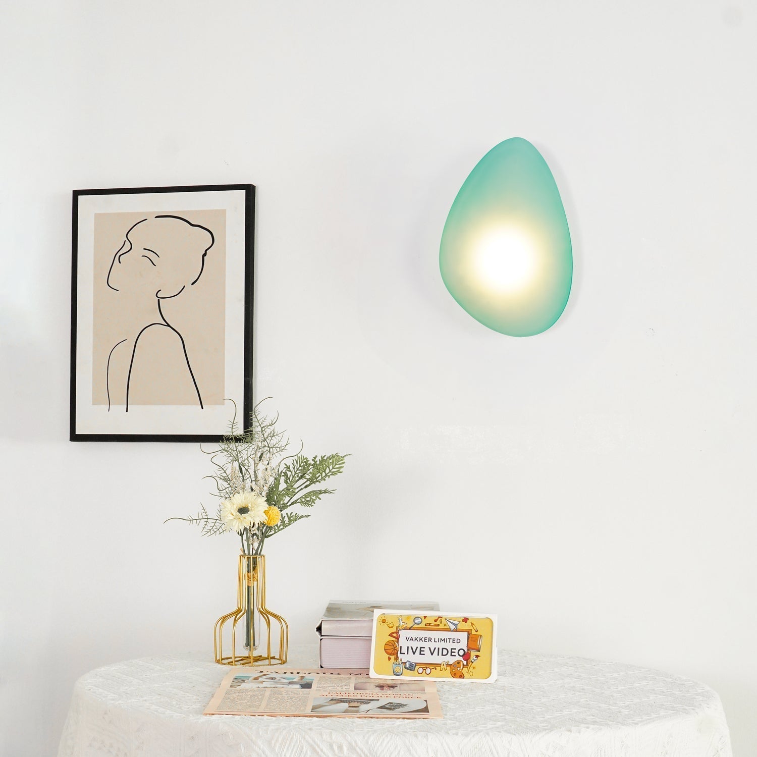 Eirinina Wall Lamp Bubble Glass