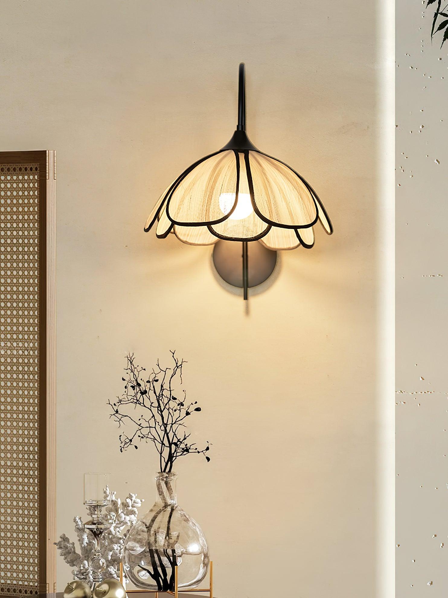Ivsiliel Natural Burnt Petal Wall Lamp