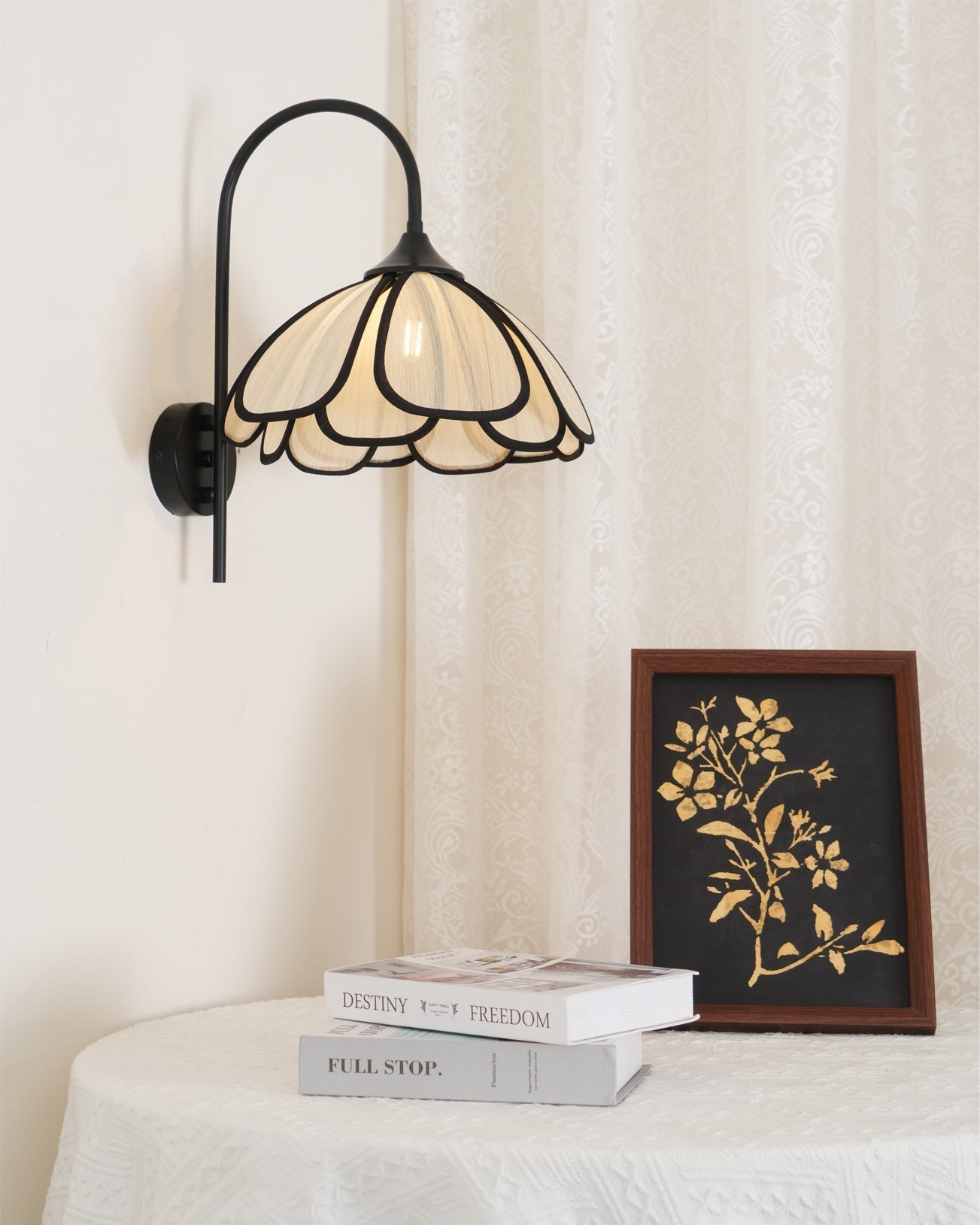 Ivsiliel Natural Burnt Petal Wall Lamp