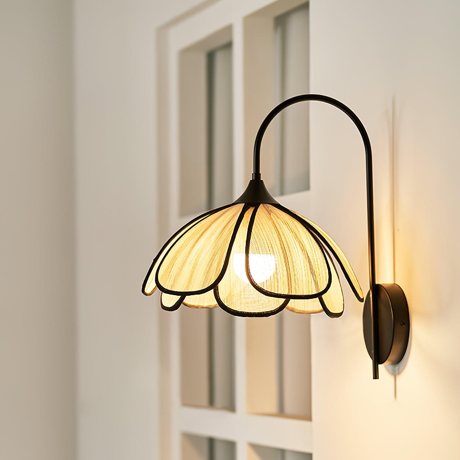 Ivsiliel Natural Burnt Petal Wall Lamp