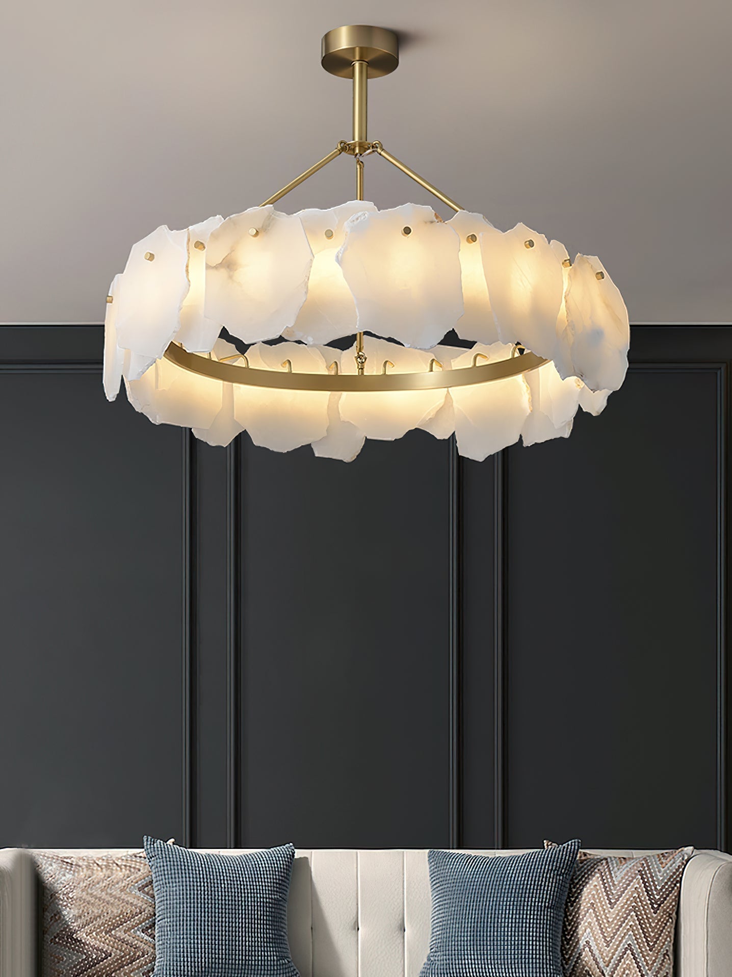 Elaeissa Chandelier