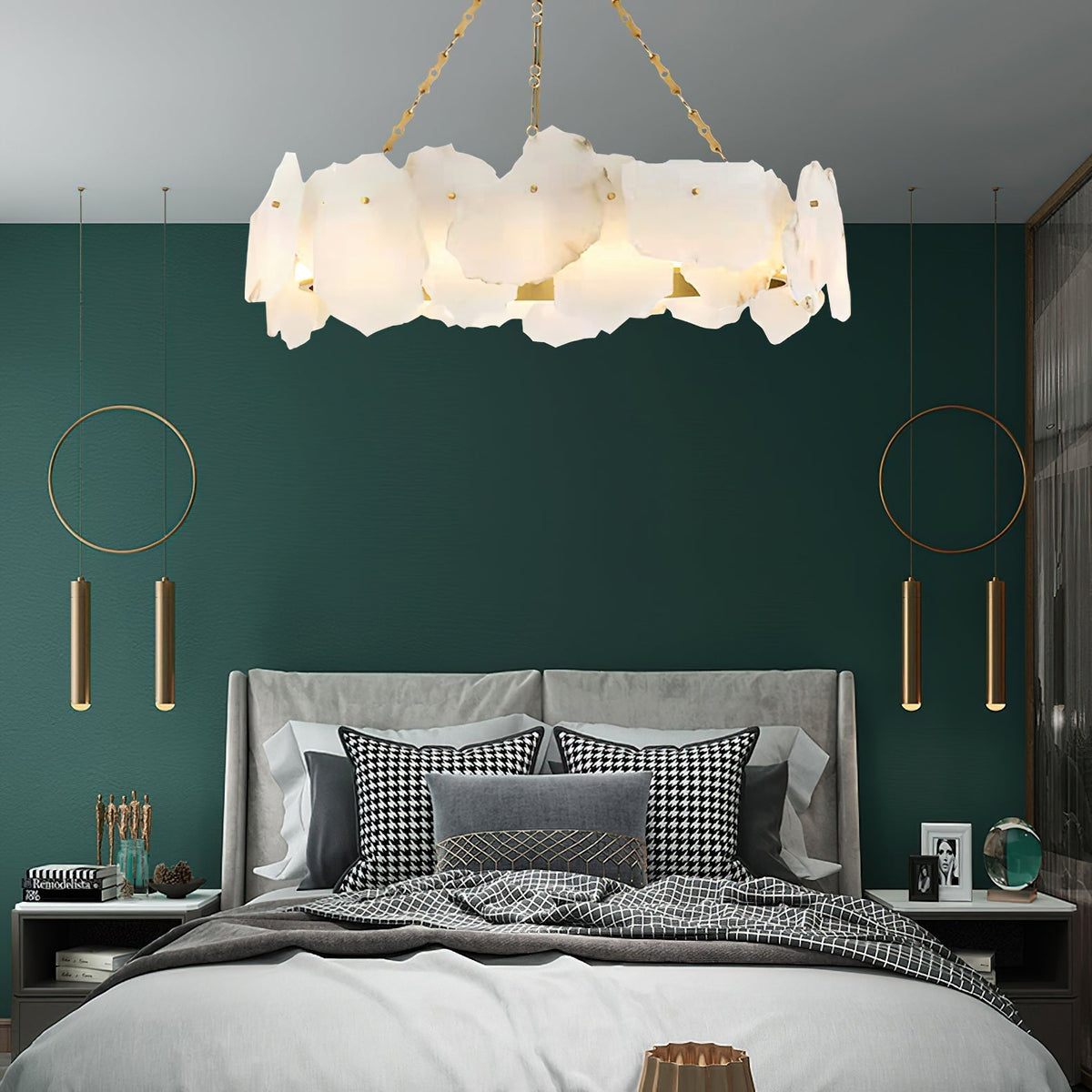 Noreine Chandelier