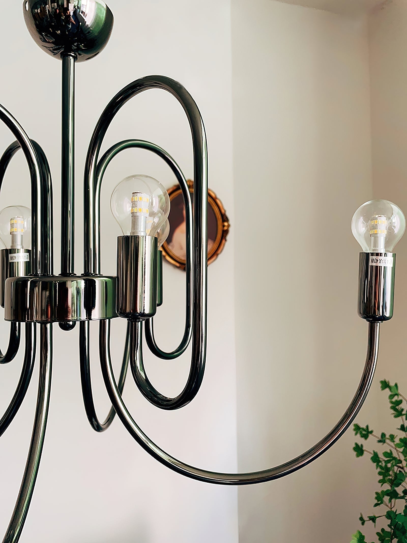 Orelelella Chandelier