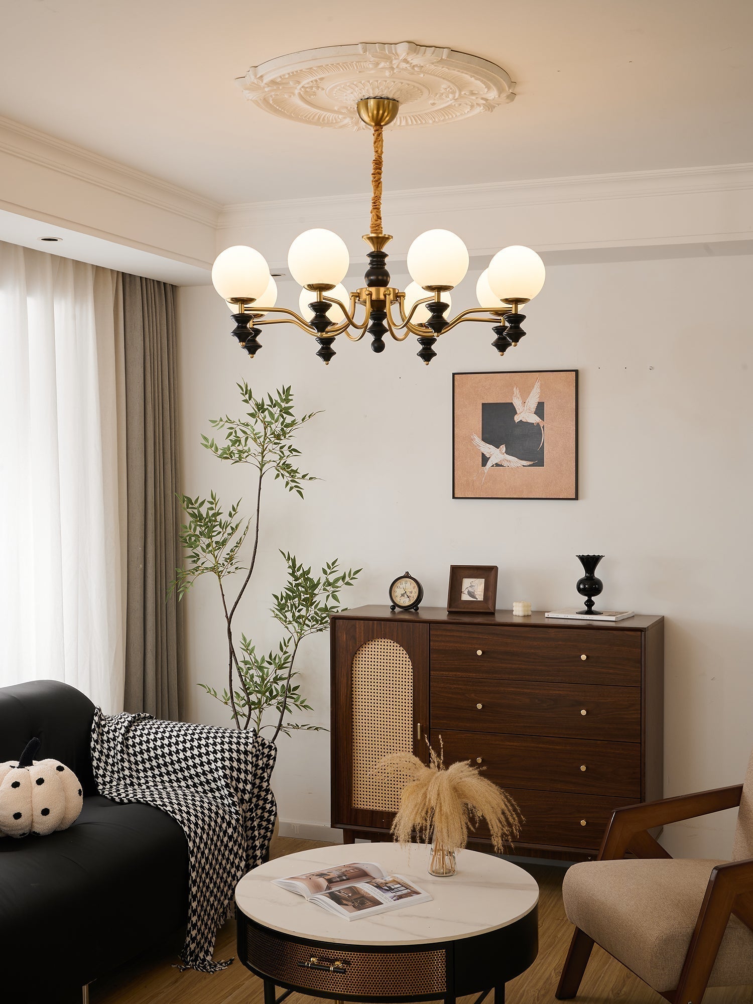 Ordore Traditional Elegance Vintage Wood Chandelier