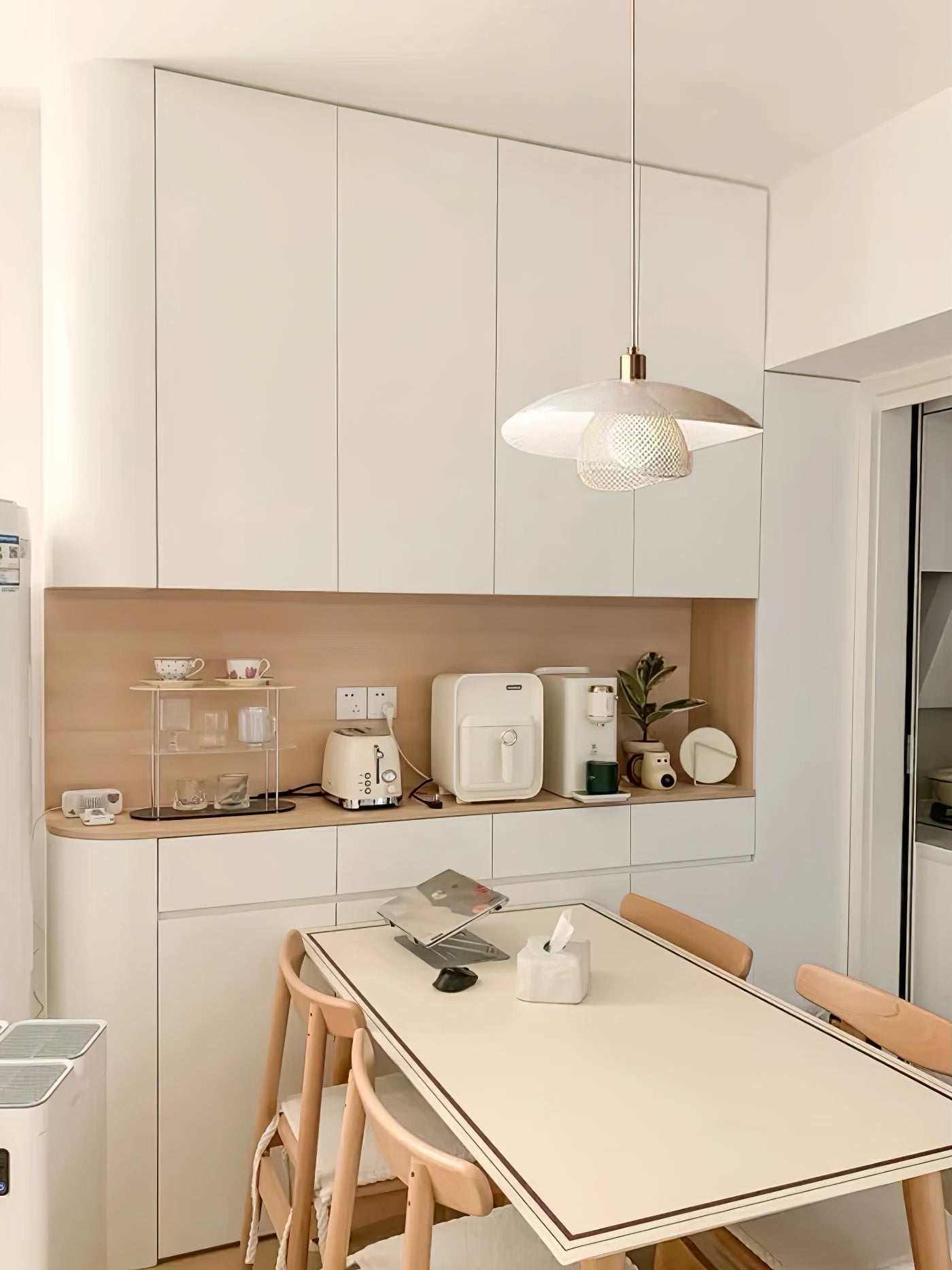 Elaenira Pendant Lamp