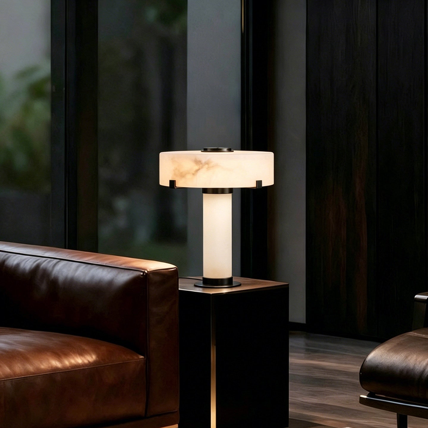 Avenuaya Alabaster Table Lamp