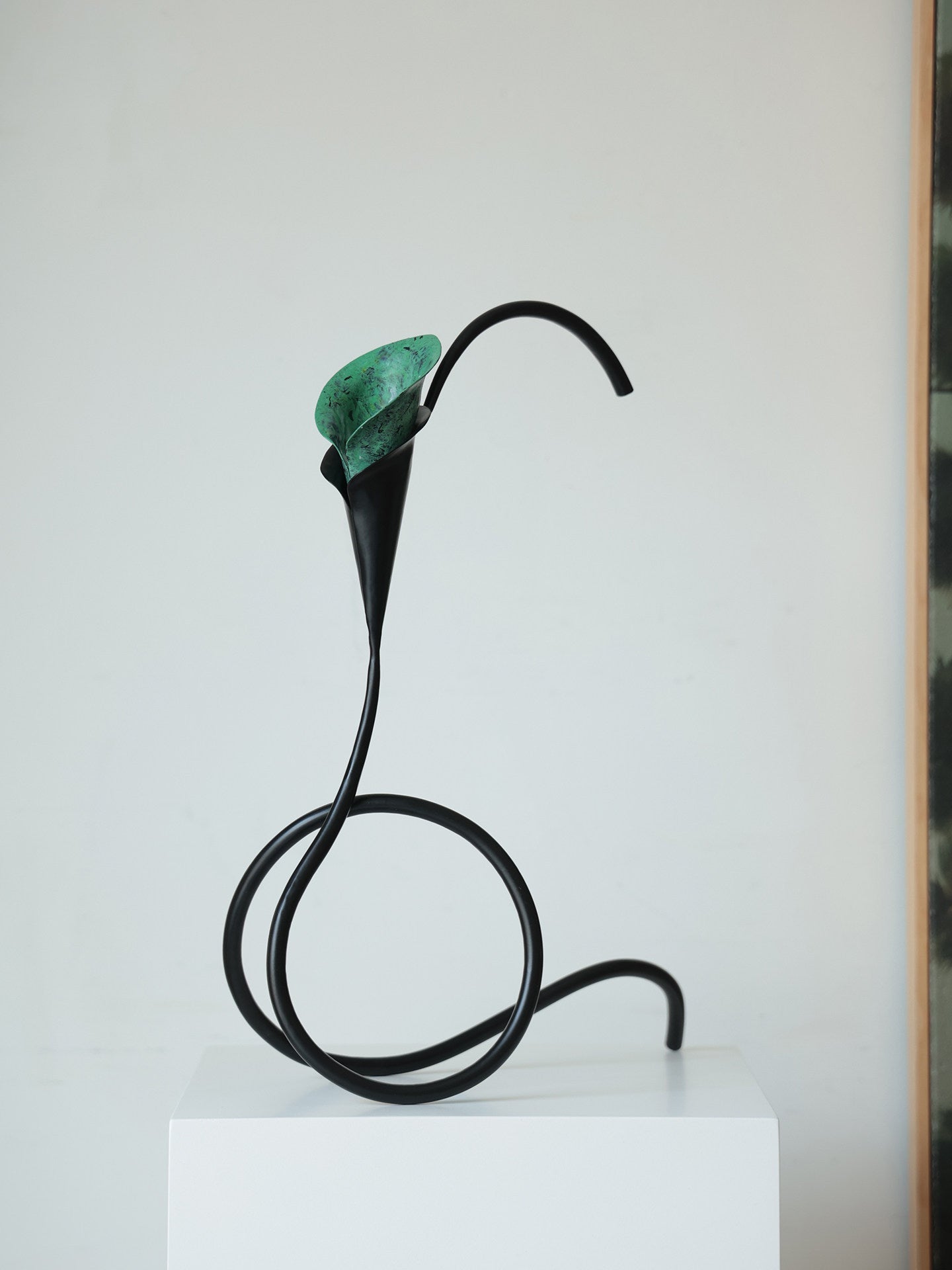 Norarel Lily Candle Holder
