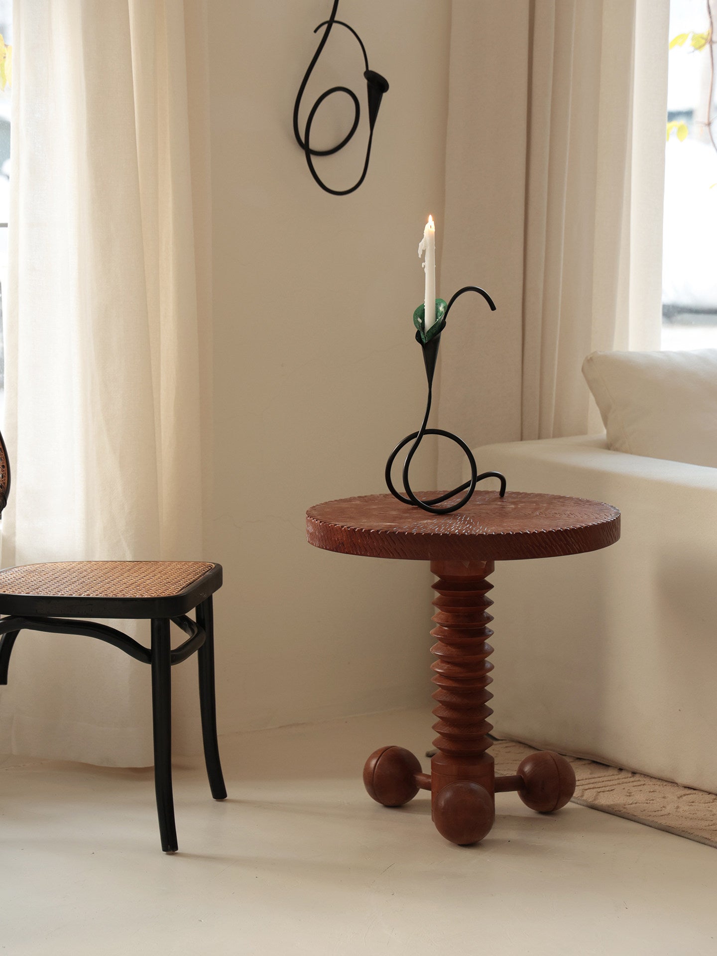 Norarel Lily Candle Holder