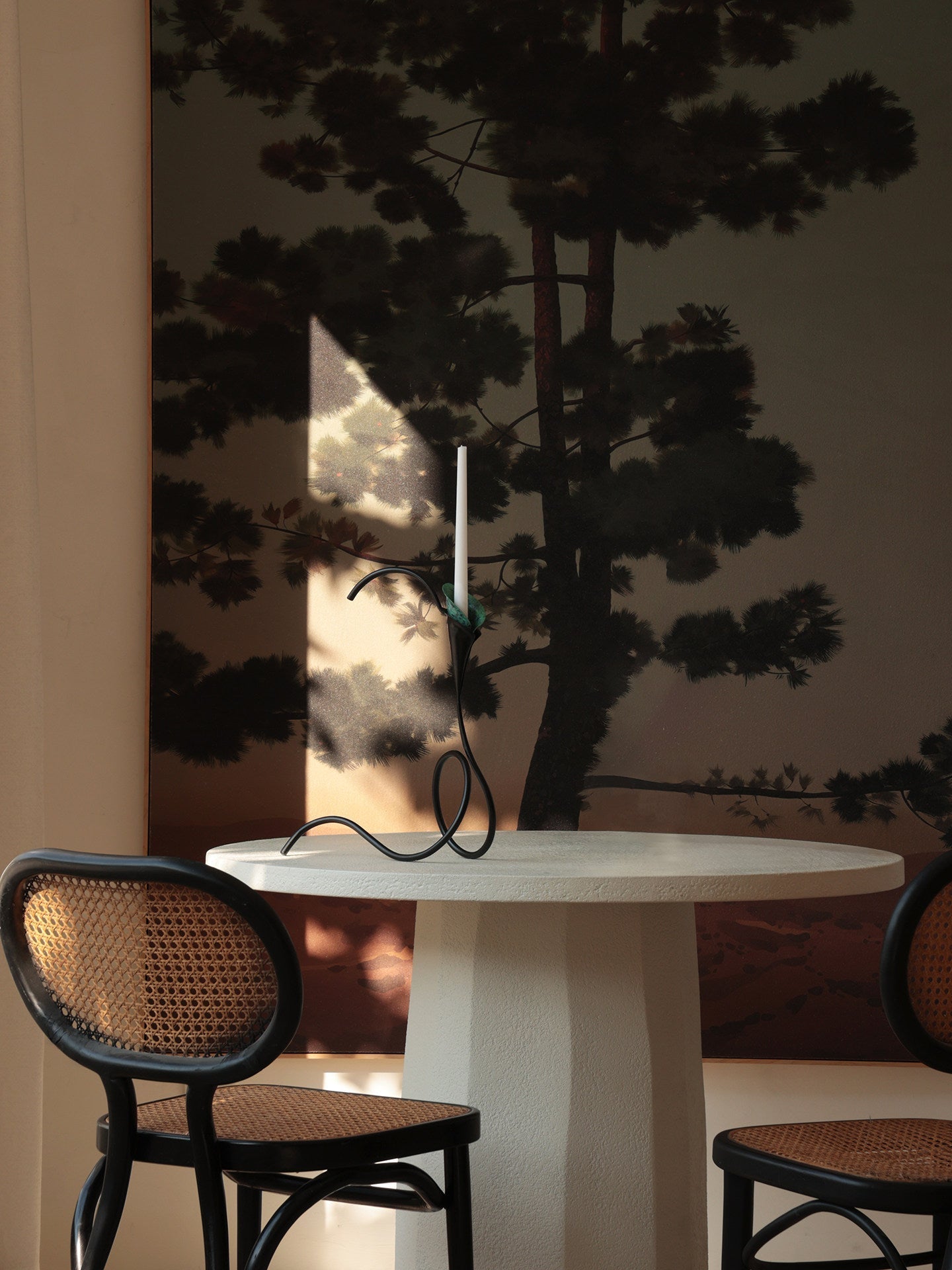 Norarel Lily Candle Holder