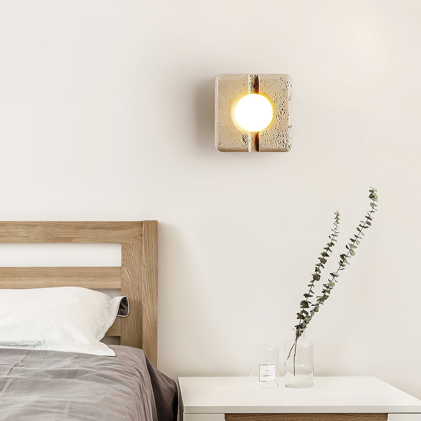 Renorenne Wall Lamp