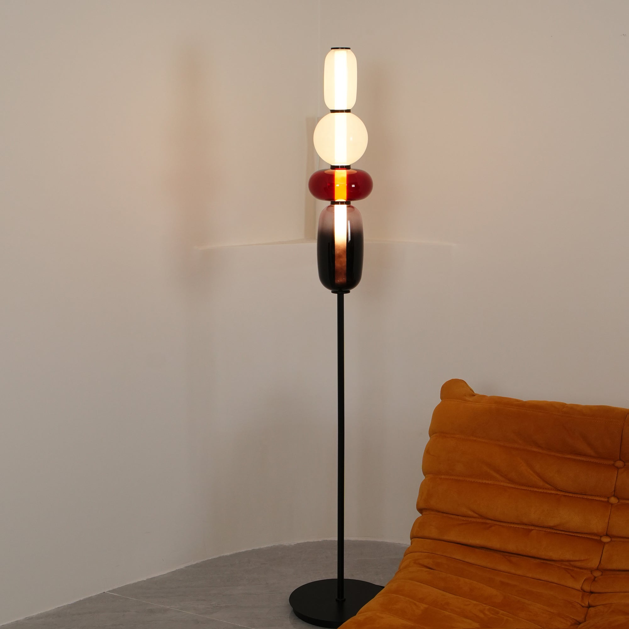Lioroia Floor Lamp