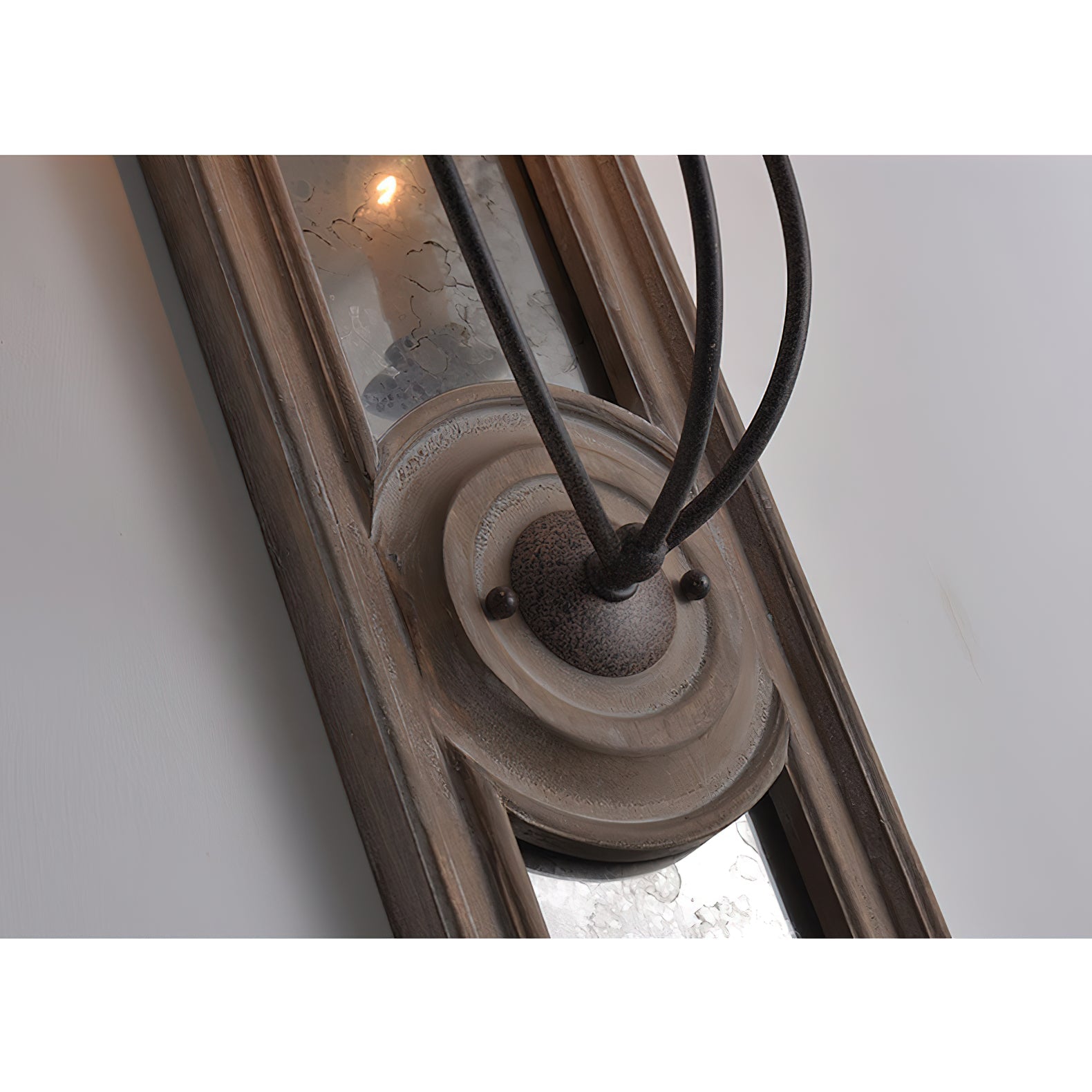 Augusta Wall Lamp