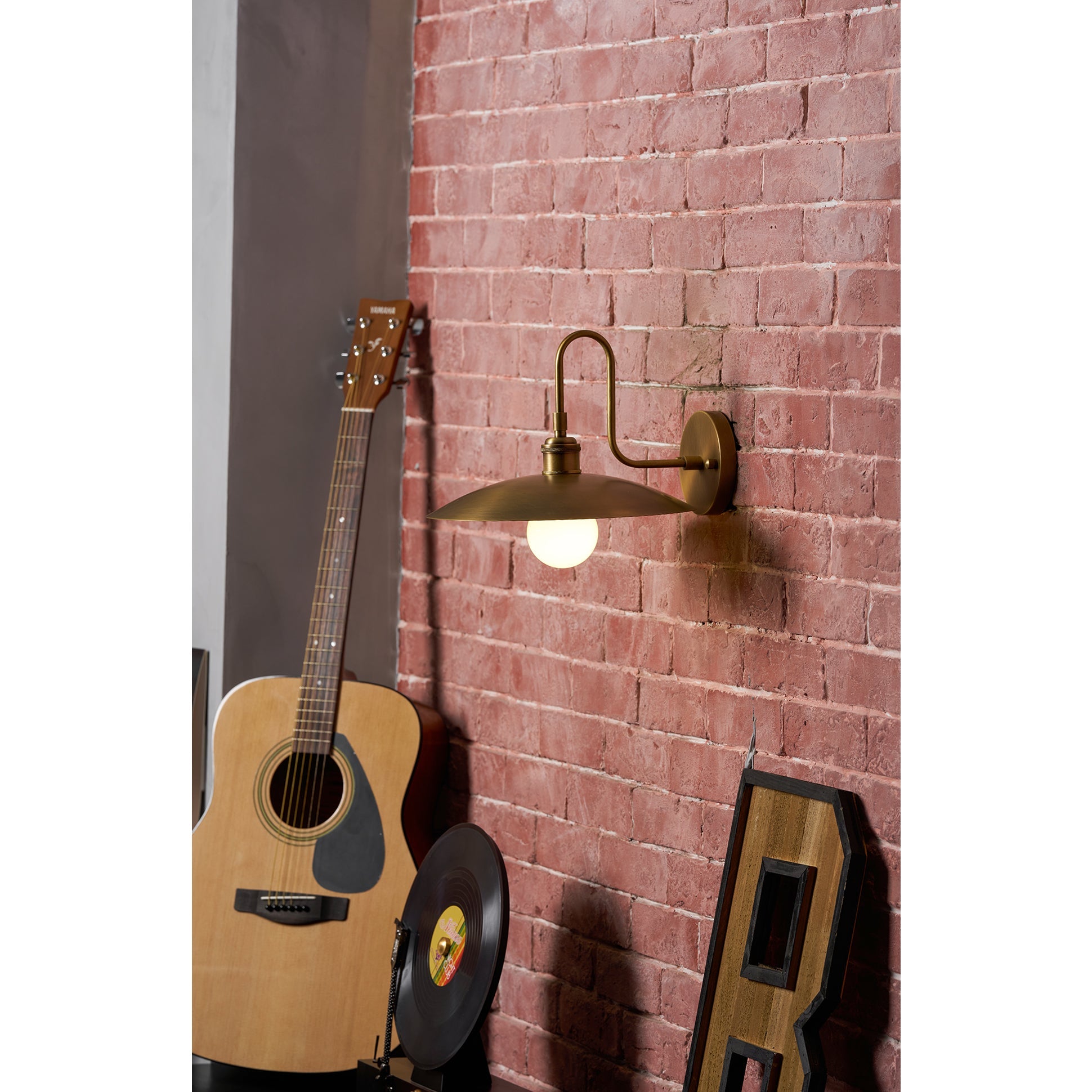 Kordel Wall Lamp