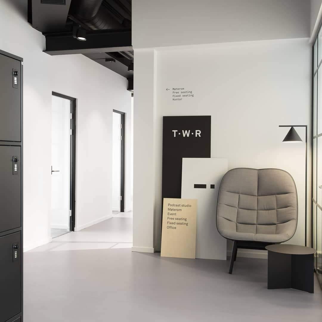 Nell Minimalist Floor Lamp