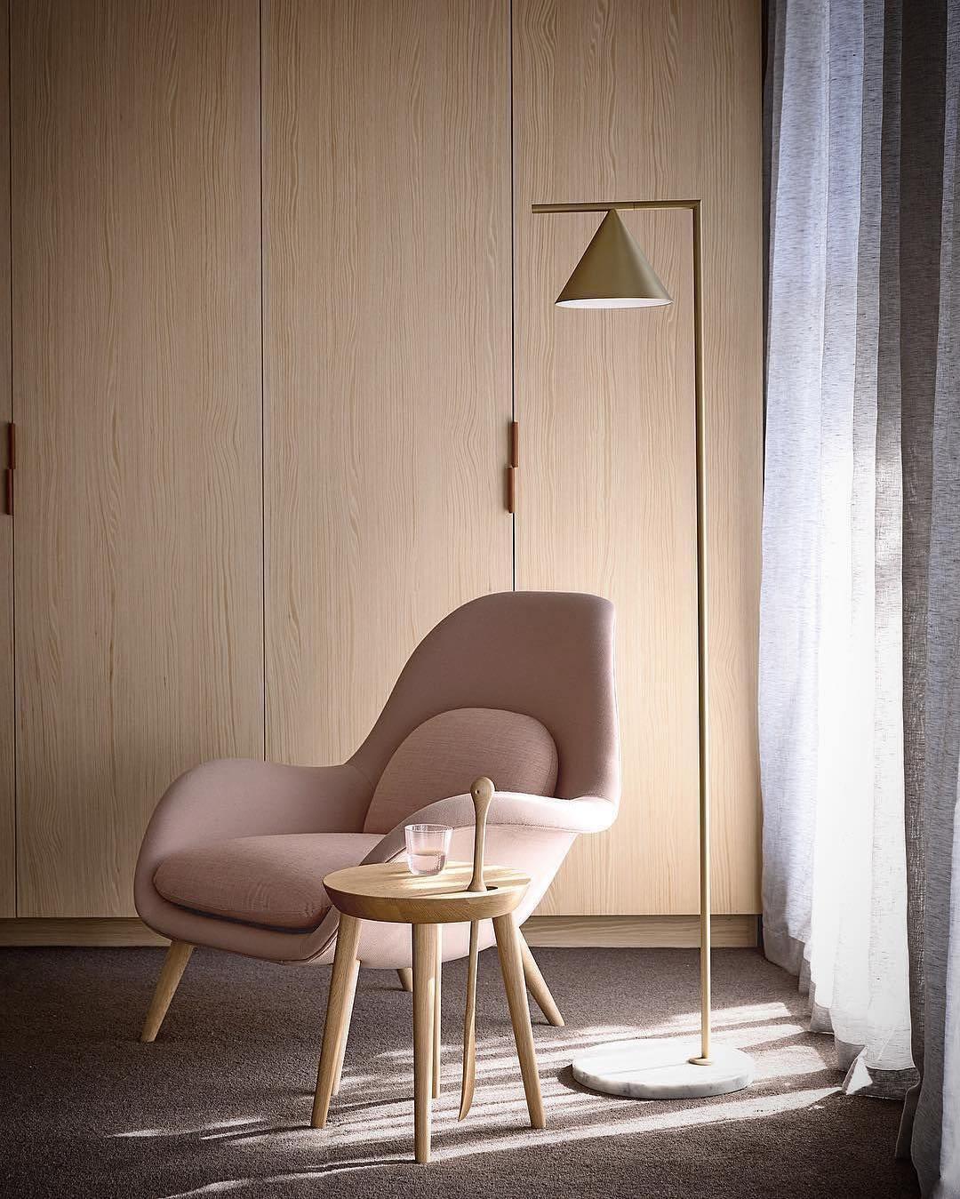 Nell Minimalist Floor Lamp