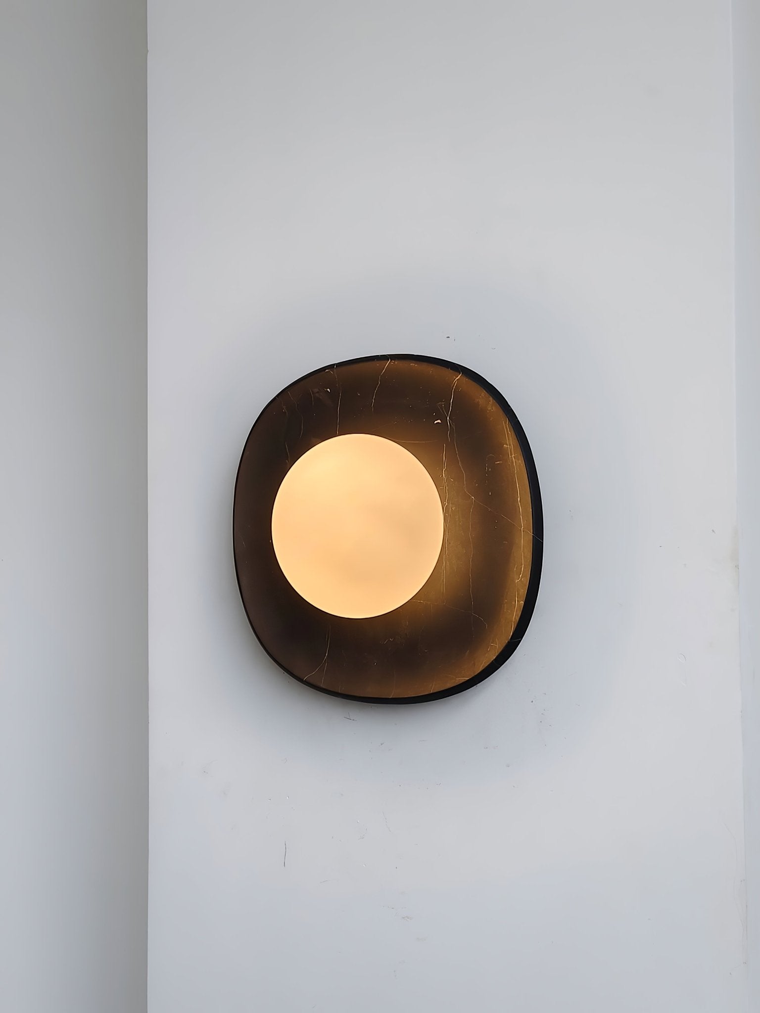 Elaeeria Cusp Sconce