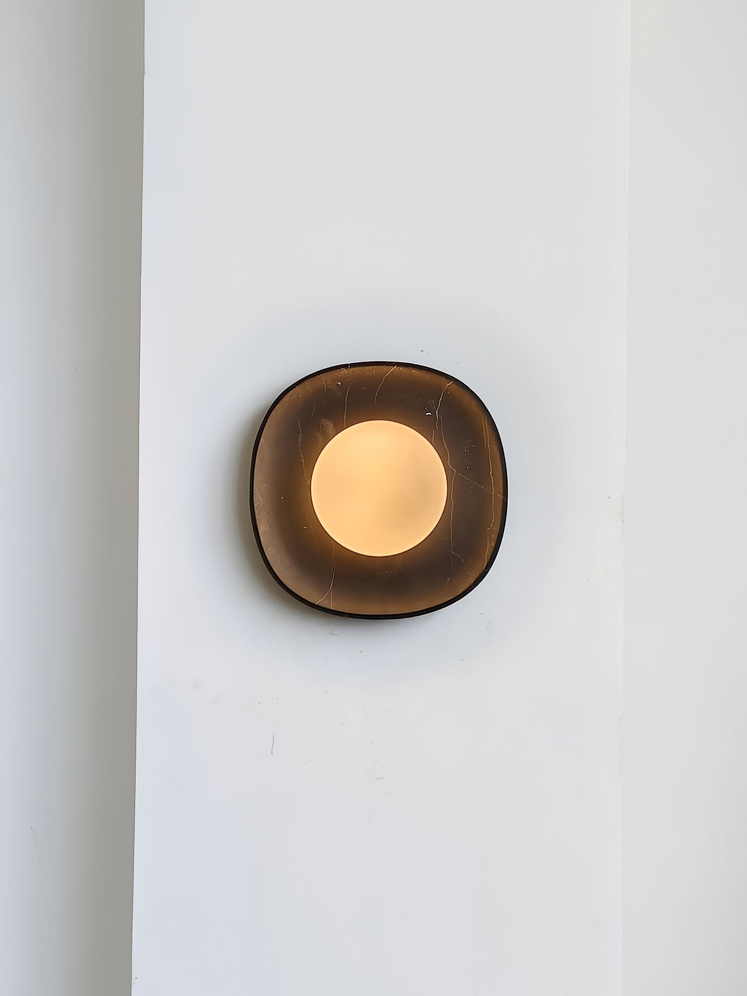 Elaeeria Cusp Sconce