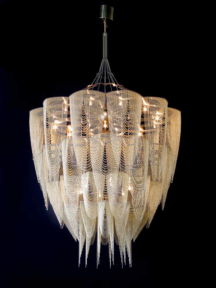 Fereraria Cascade Aluminum Chain Chandelier